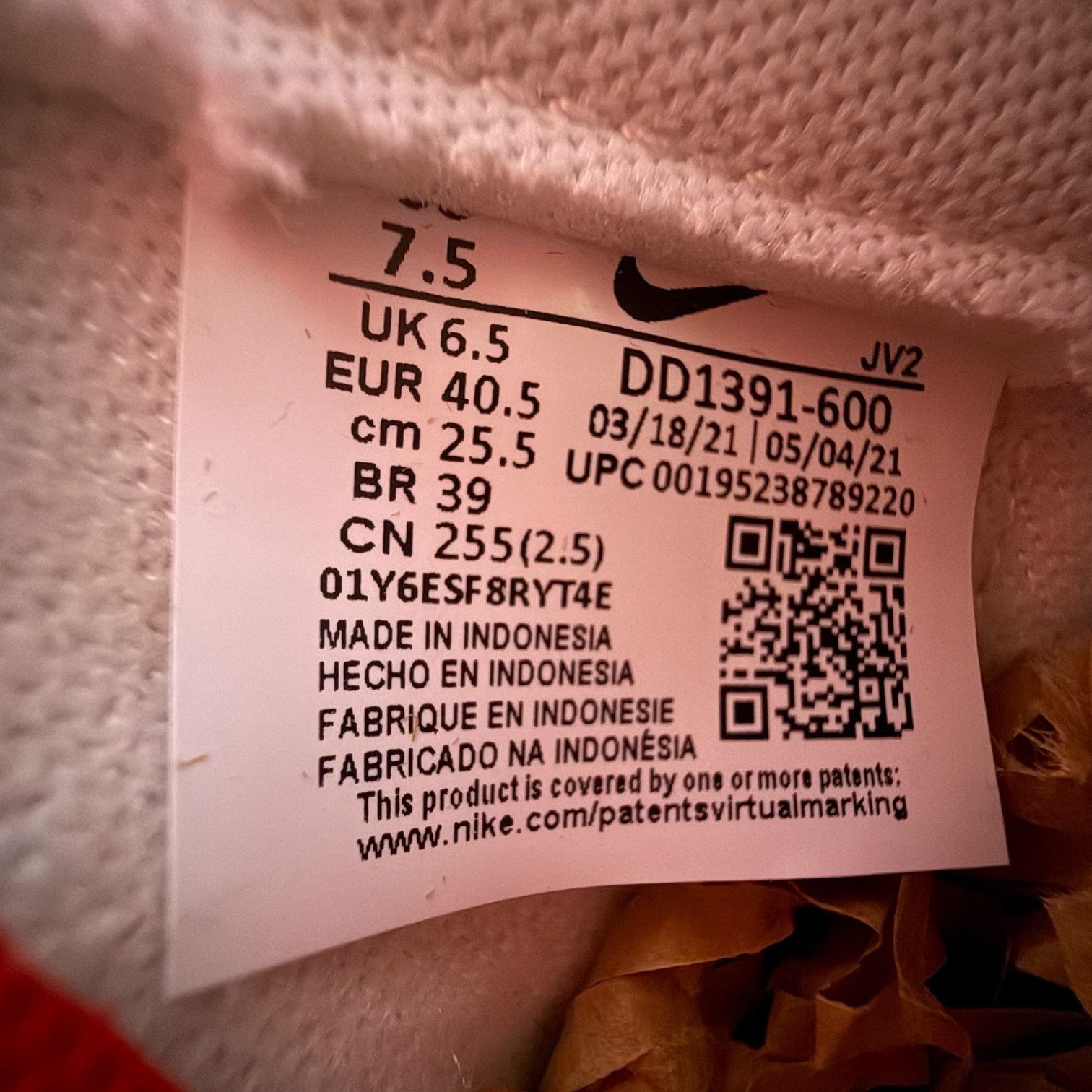 Nike Nike Dunk Low Championship Red White Men's 7.5 DD1391-600 Size US 7.5 / EU 40-41 - 2 Thumbnail