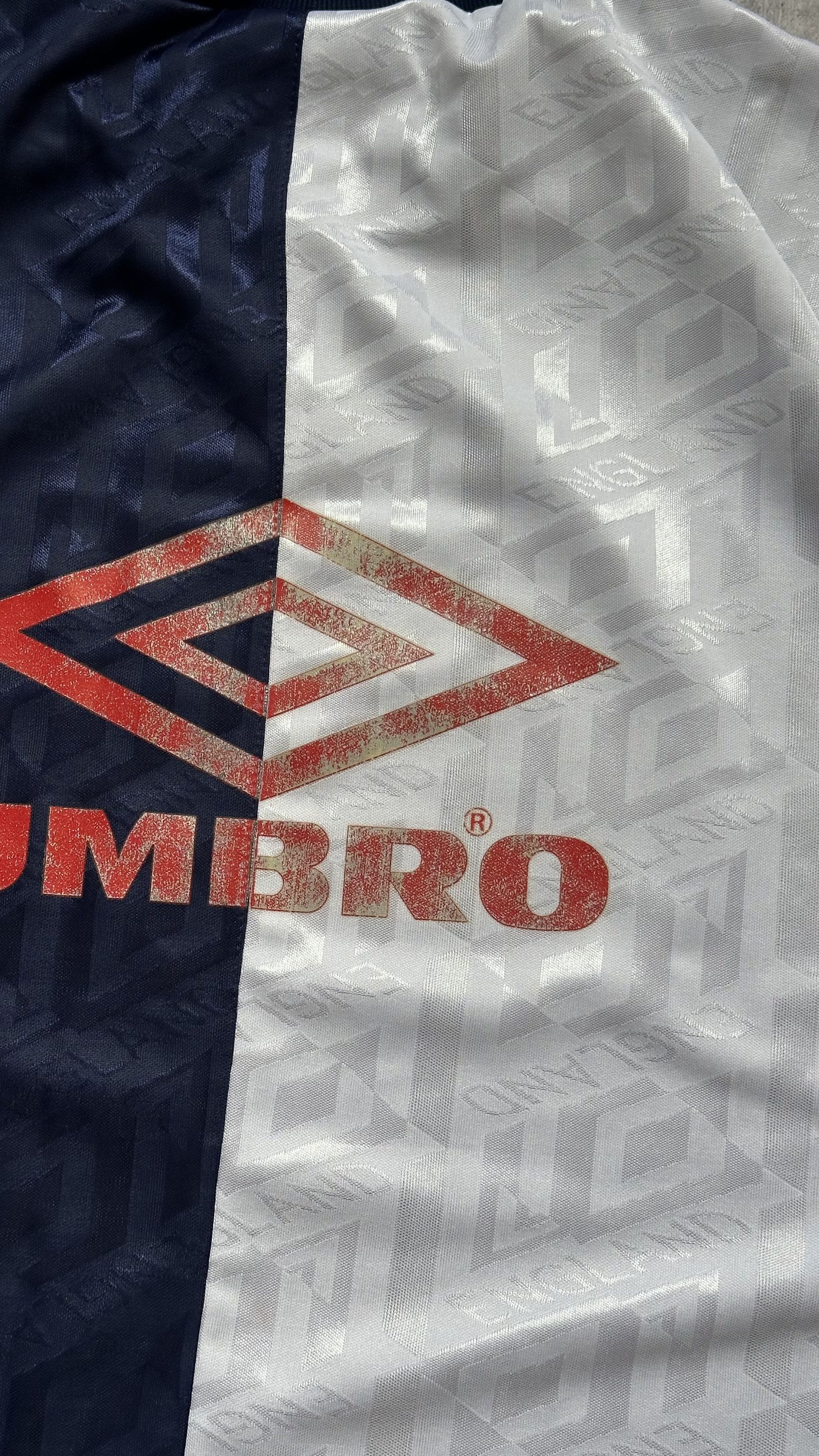 Umbro 90s Umbro England National Team Vintage Jersey Size US L / EU 52-54 / 3 - 17 Thumbnail