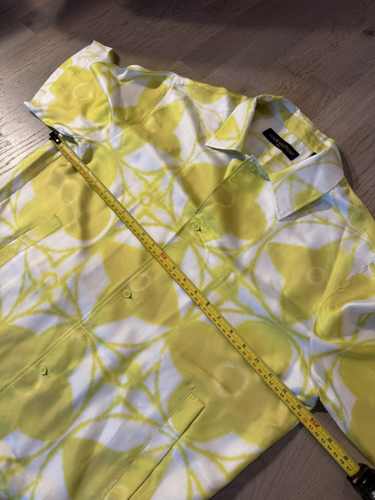 Louis Vuitton LOUIS VUITTON LV SHIBORI shirt see photos for tape measureme Size US M / EU 48-50 / 2 - 6 Thumbnail