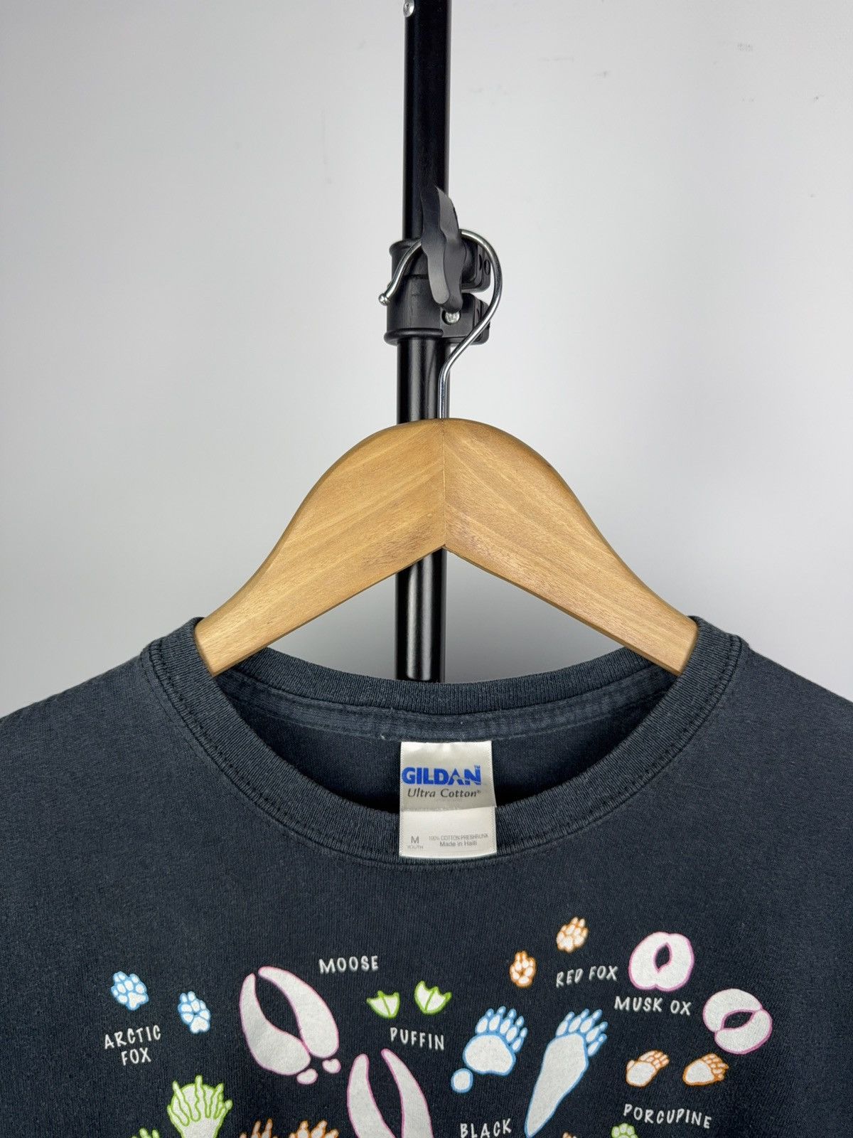 Vintage Vintage 00s Alaska Animal Tracks Graphic Tee Nature Shirt Size M / US 6-8 / IT 42-44 - 4 Thumbnail
