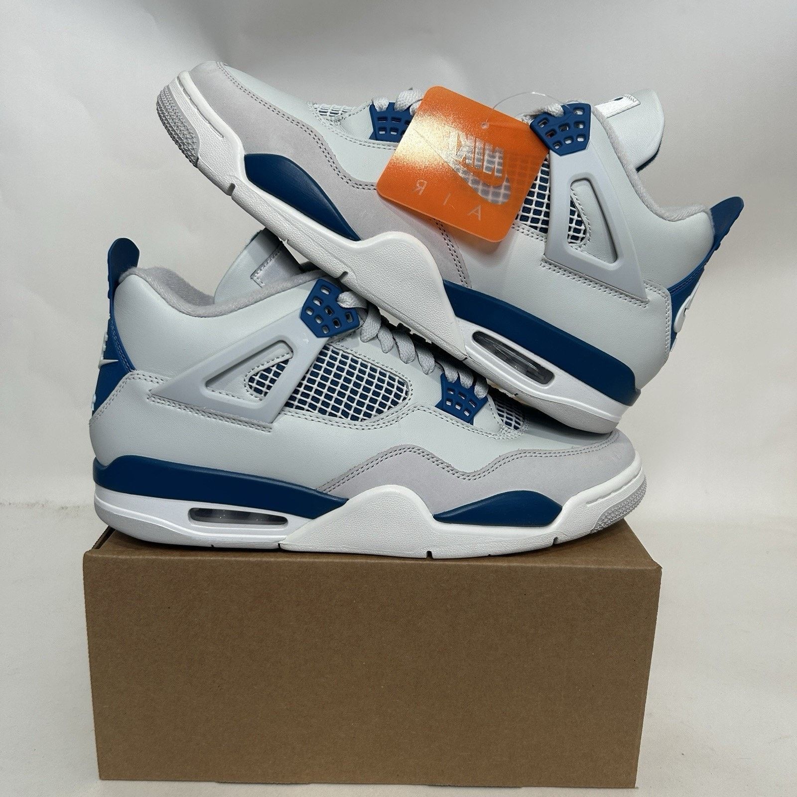 Jordan Brand Nike Air Jordan 4 Retro OG “Military Blue” FV5029-141 Size US 11 / EU 44 - 1 Thumbnail