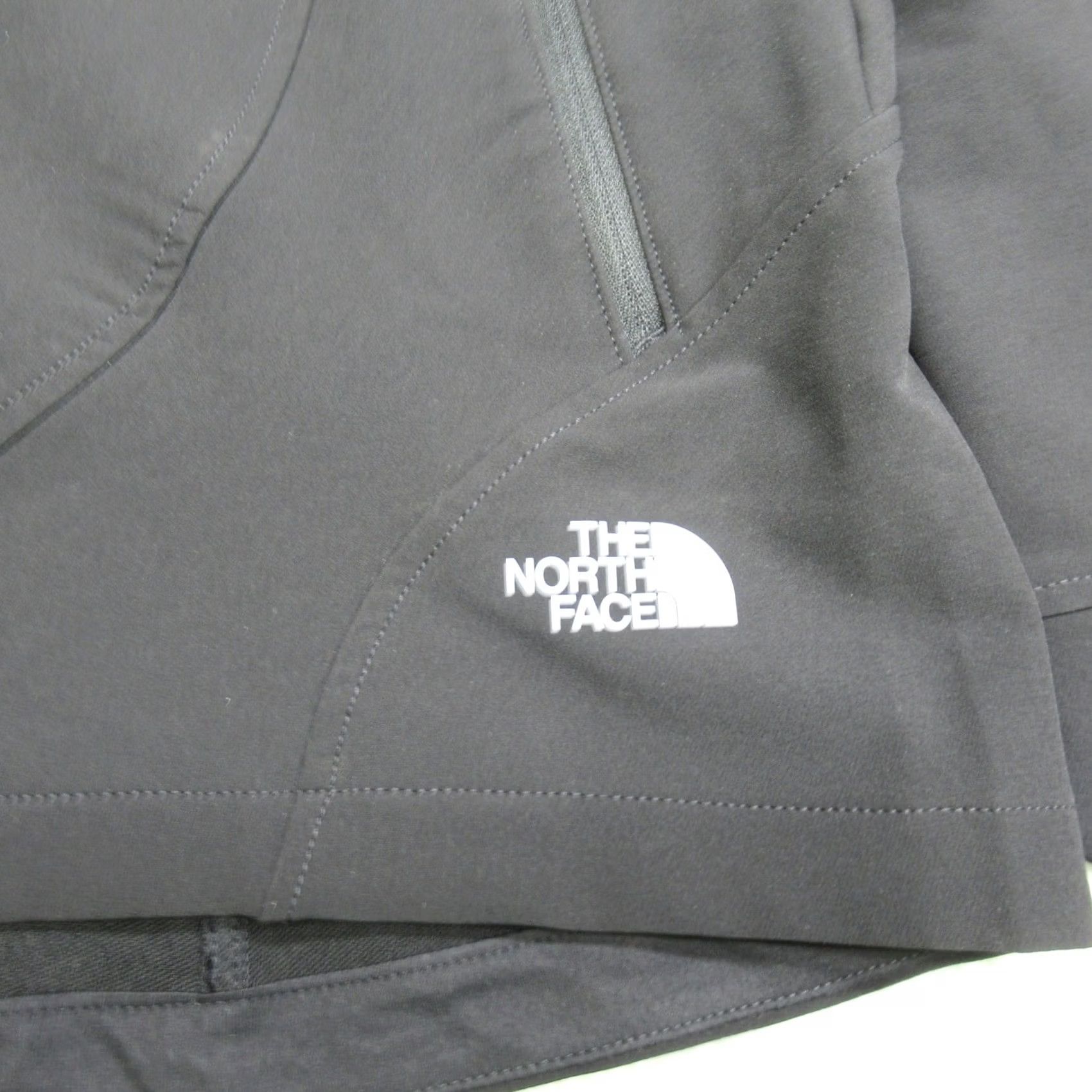 The North Face The North Face Jacket Womens Large Black Windwall Rain Wind Softshell Zip Memphis Size L / US 10 / IT 46 - 7 Thumbnail