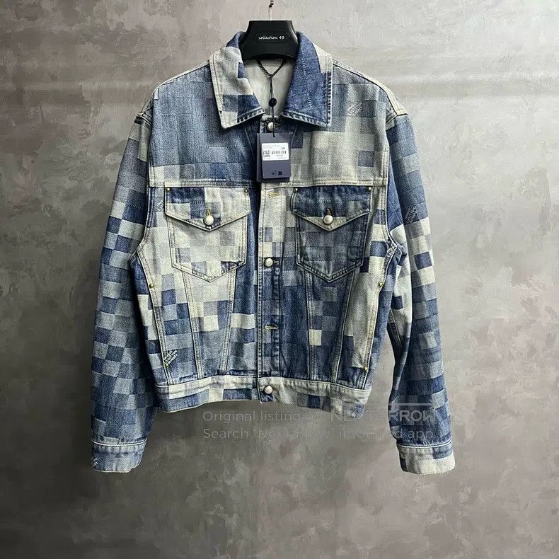 Louis Vuitton Louis Vuitton 24 Blue Mosaic Effect Printed Lapel Single B Size US M / EU 48-50 / 2 - 1 Thumbnail