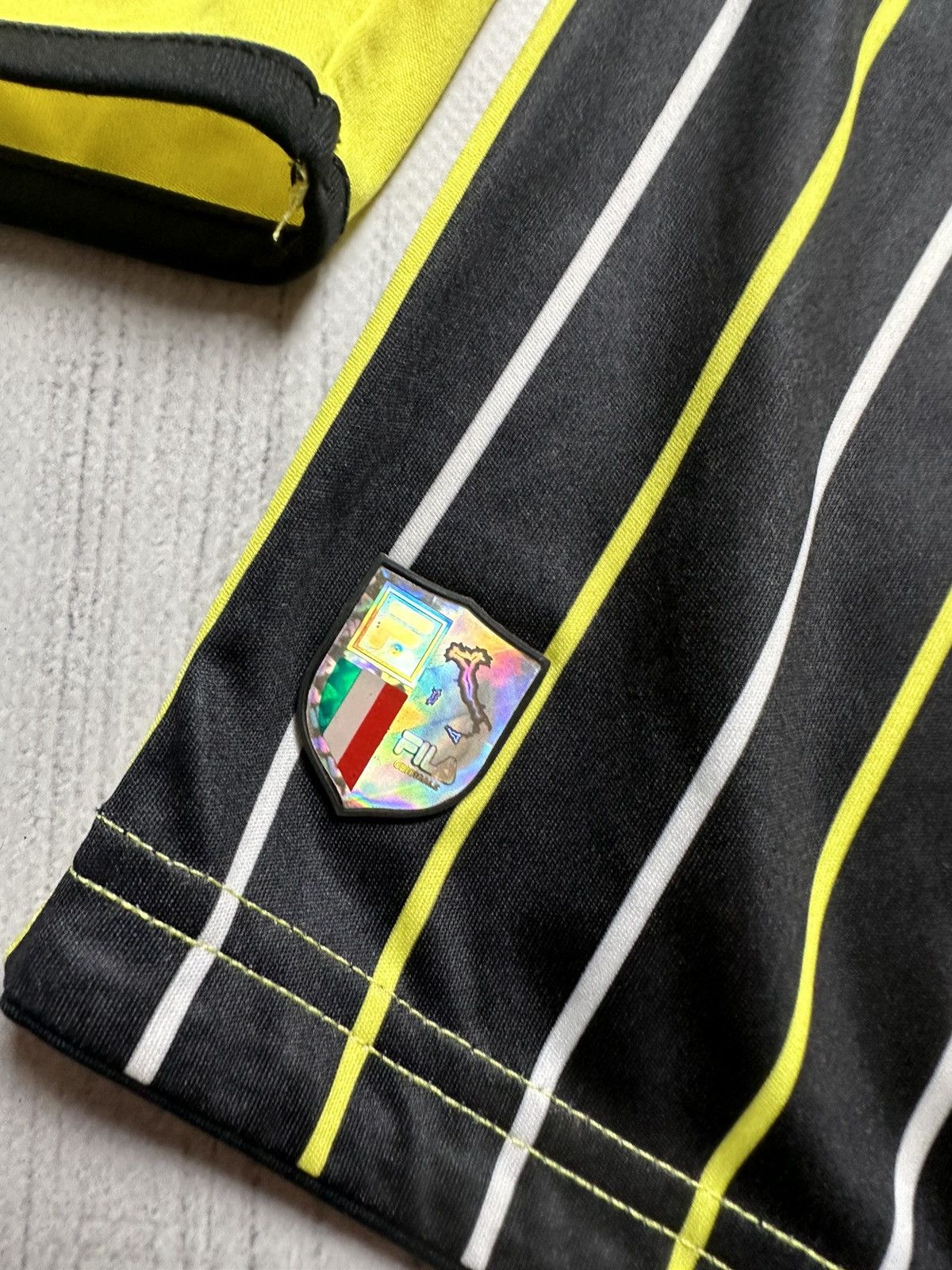 Fila × Vintage Vintage Fila soccer jersey Bournemouth goalkeeper size M Size US M / EU 48-50 / 2 - 3 Thumbnail