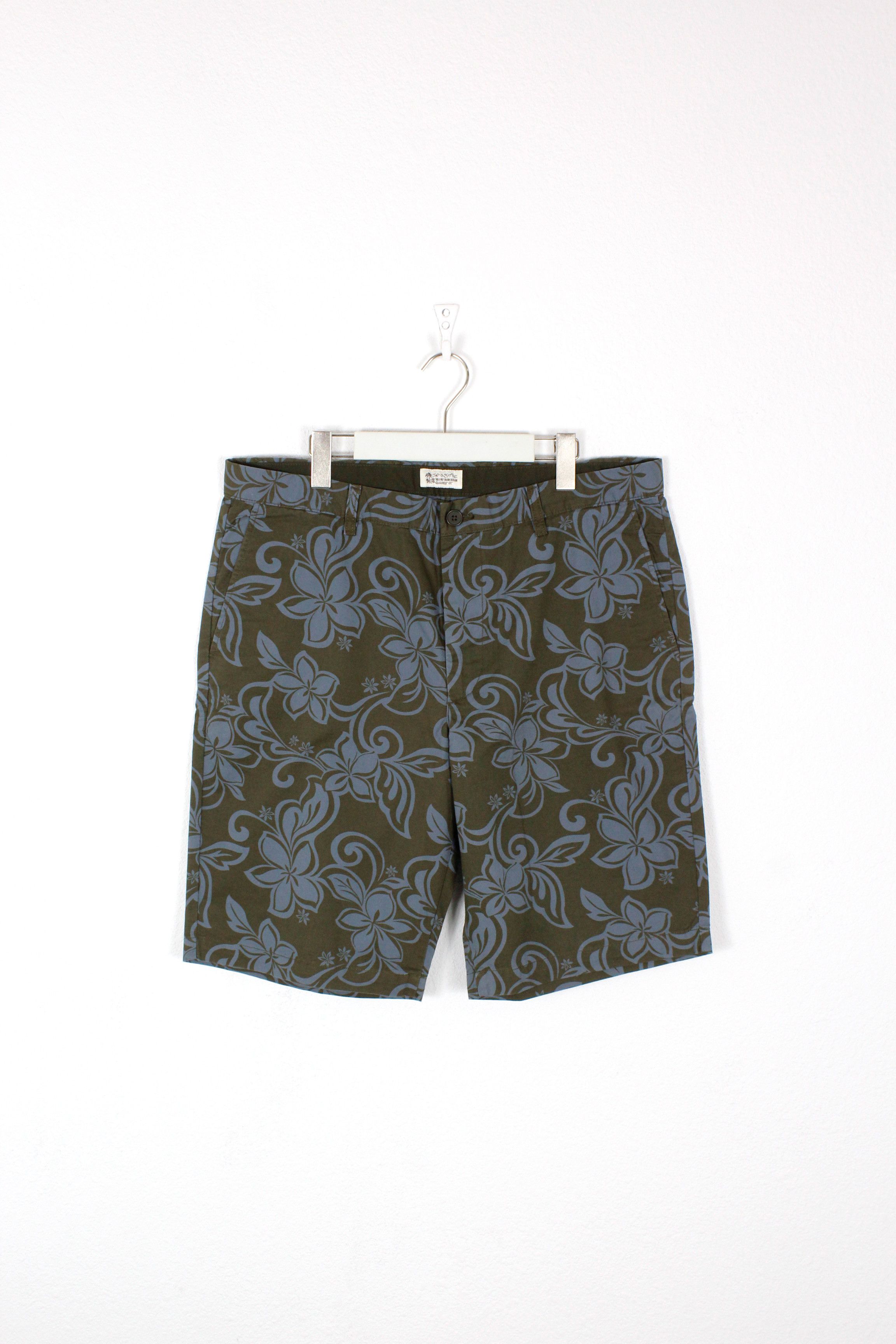Uniqlo Uniqlo Iolani Hawaiian Classics Printed Chino Shorts Size US 38 / EU 54 - 1 Thumbnail