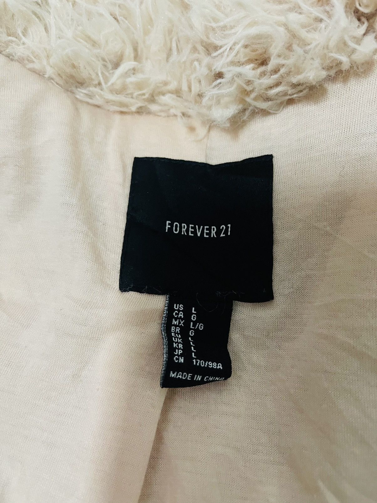 Forever 21 Forever 21 like Fur Jacket Size L / US 10 / IT 46 - 4 Thumbnail