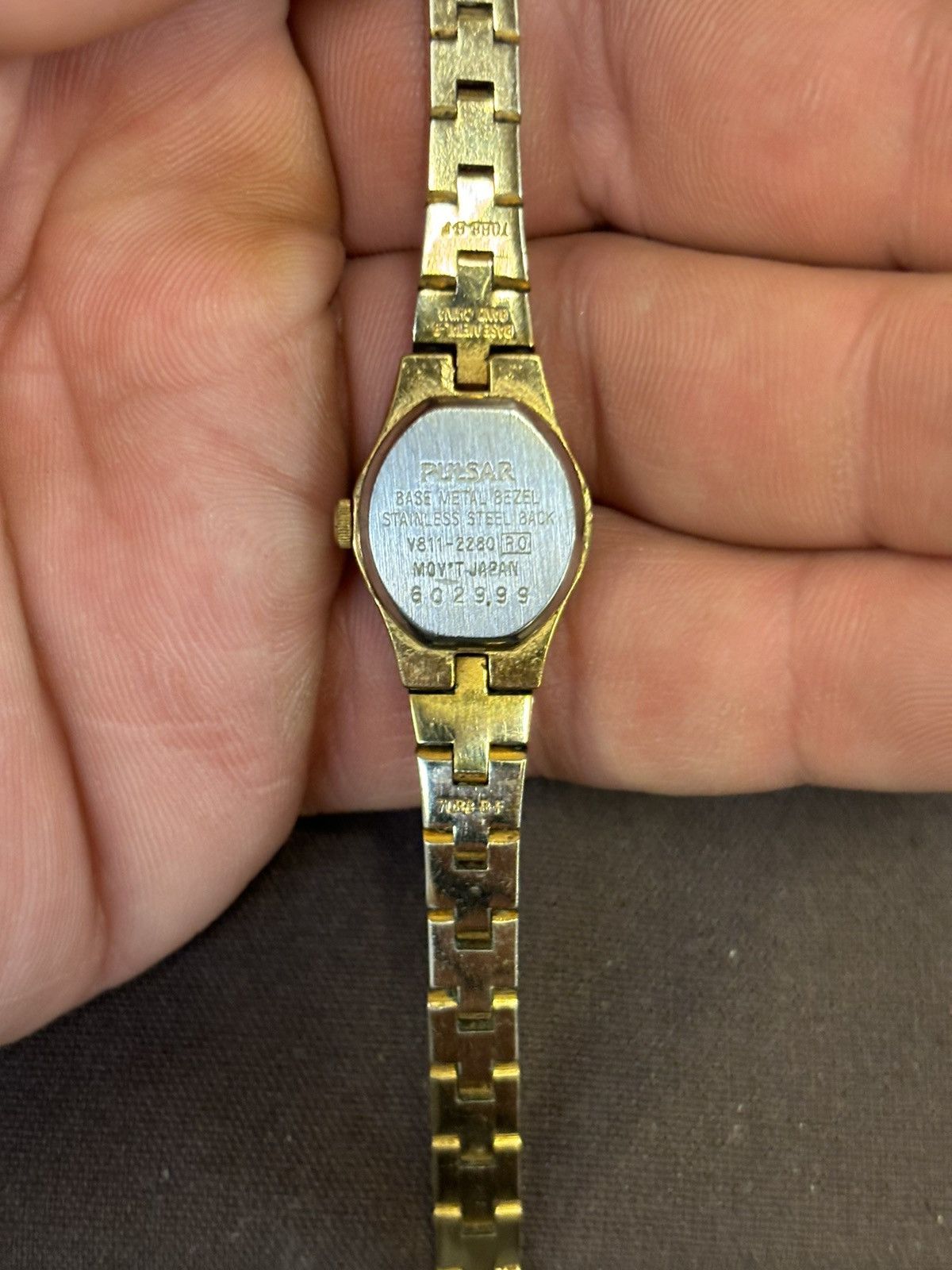 Seiko Pulsar V811-2280 Gold Tone Women’s Watch! New Battery! Size ONE SIZE - 6 Thumbnail