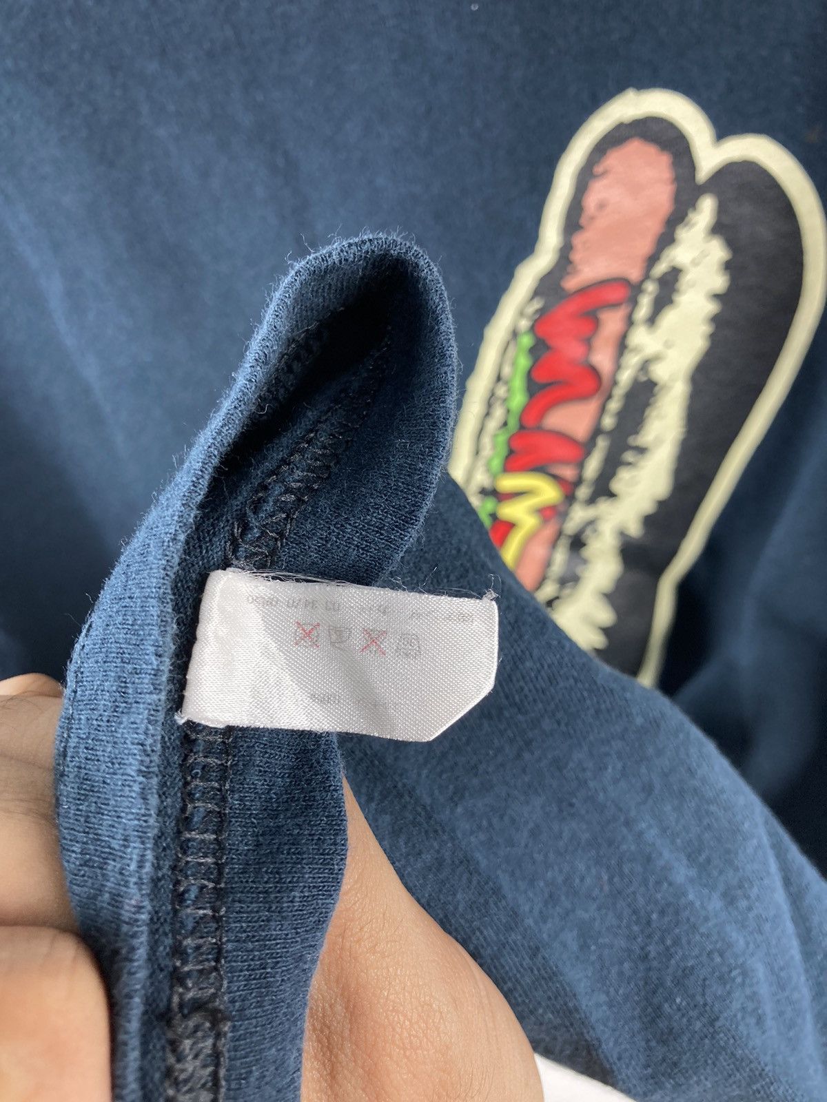Jun Takahashi × Undercover AW99 Vintage Undercover By Jun Takahashi Hotdog Logo T-Shirt Size US L / EU 52-54 / 3 - 7 Thumbnail
