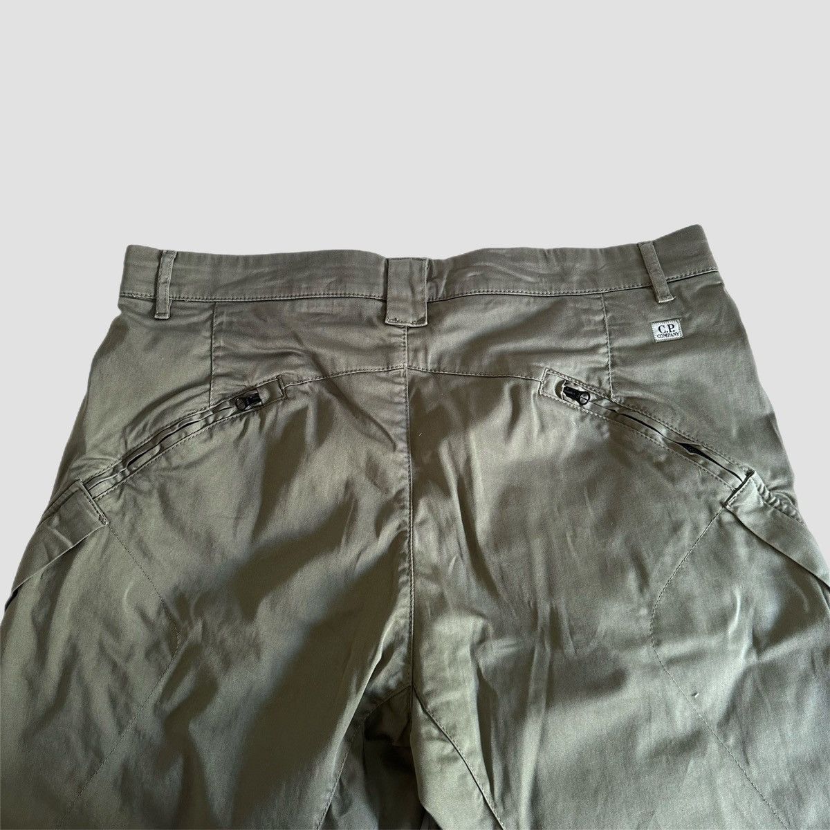 C.P. Company CP Company Bermuda Cargo Shorts Size US 35 - 12 Thumbnail