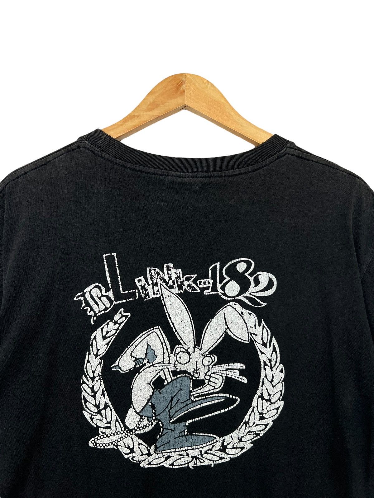 Vintage Vintage y2k Blink 182 Bunny Black Tee Size US L / EU 52-54 / 3 - 5 Thumbnail
