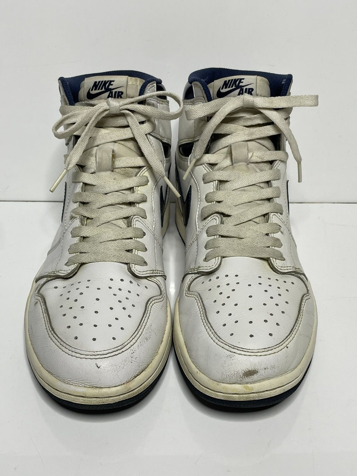 Jordan Brand Jordan 1 High Size US 11 / EU 44 - 2 Thumbnail