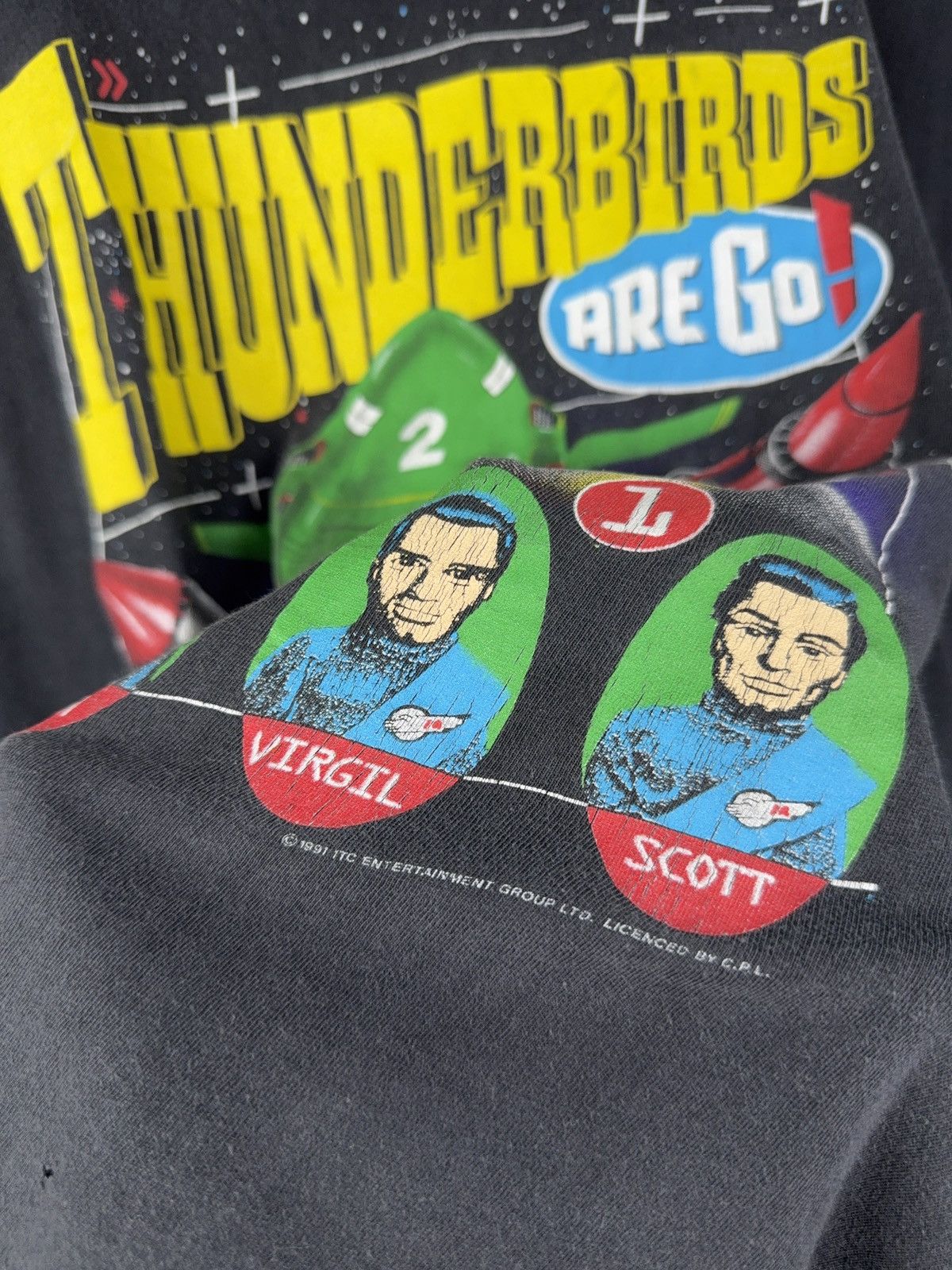 Sci-Fi Fantasy × Vintage Vintage 1991 Thunderbirds Are Go Movie Retro Faded T shirt Size US L / EU 52-54 / 3 - 5 Thumbnail
