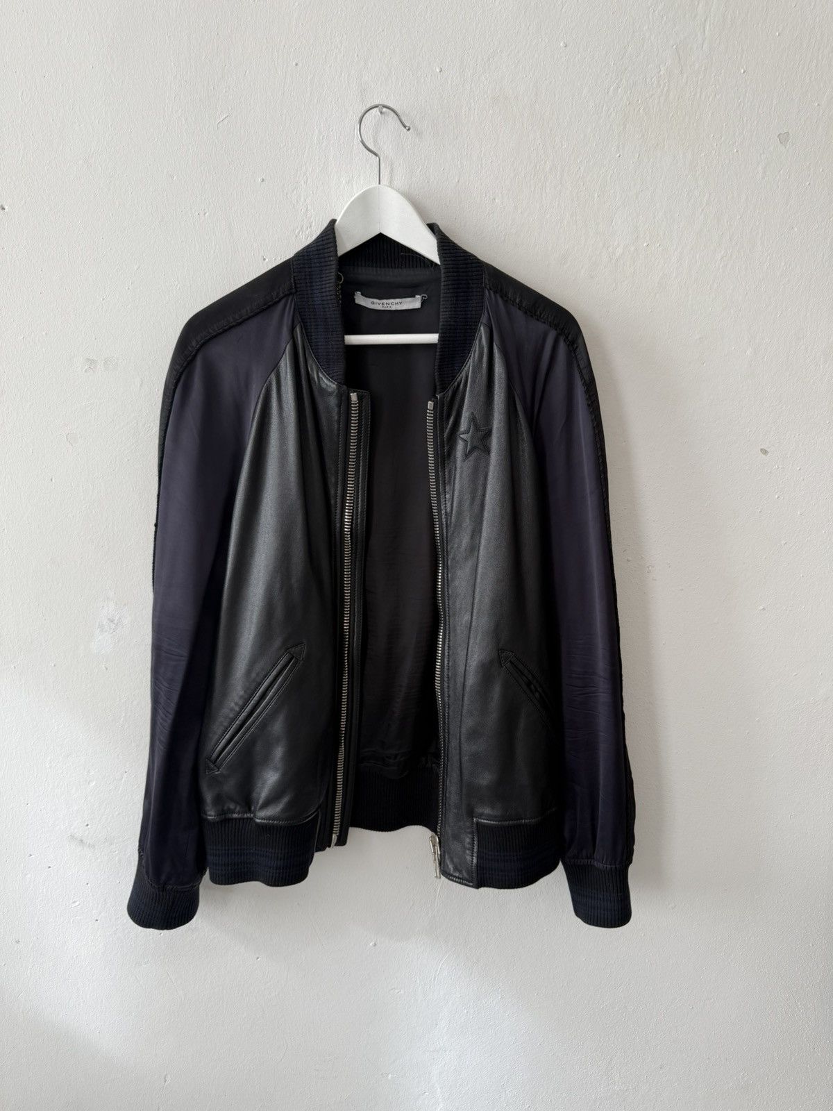 Givenchy Givenchy lambskin jacket blouson bomber silk jacket Size US L / EU 52-54 / 3 - 1 Thumbnail