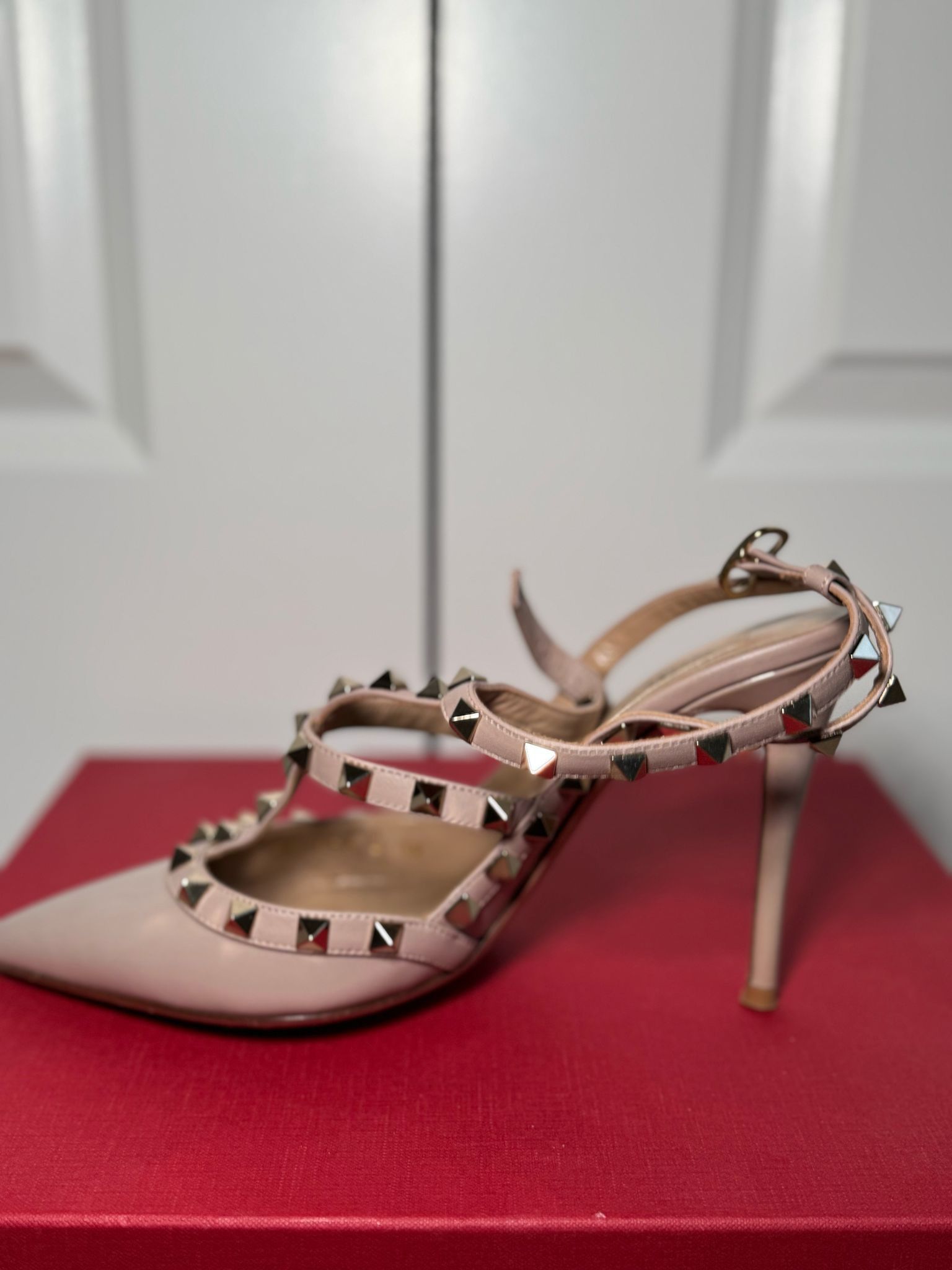 Valentino VALENTINO ANKLE STRAP Size US 8 / IT 38 - 15 Thumbnail