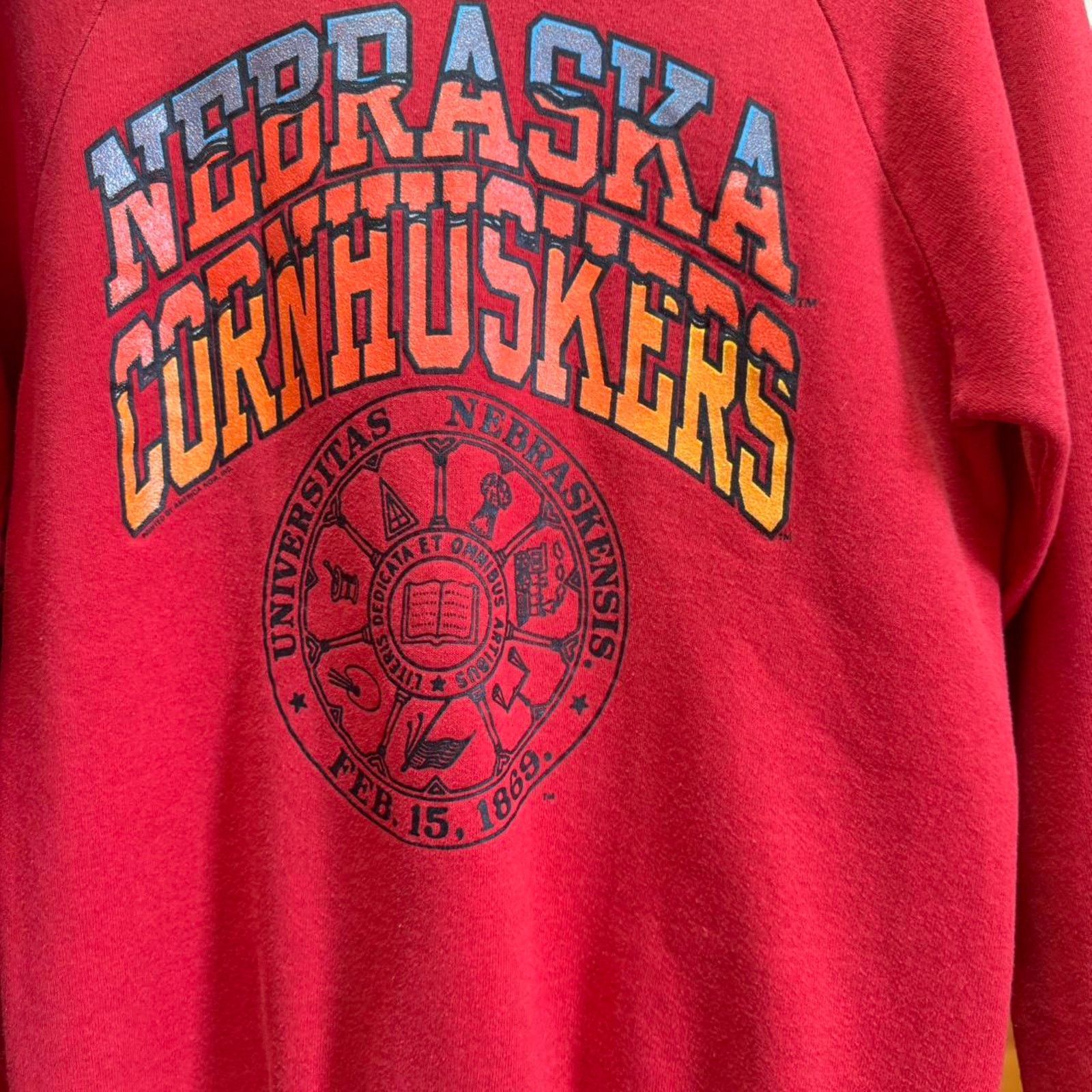 Vintage Vintage 90s Nebraska Huskers School Crest Crewneck Size US L / EU 52-54 / 3 - 3 Thumbnail