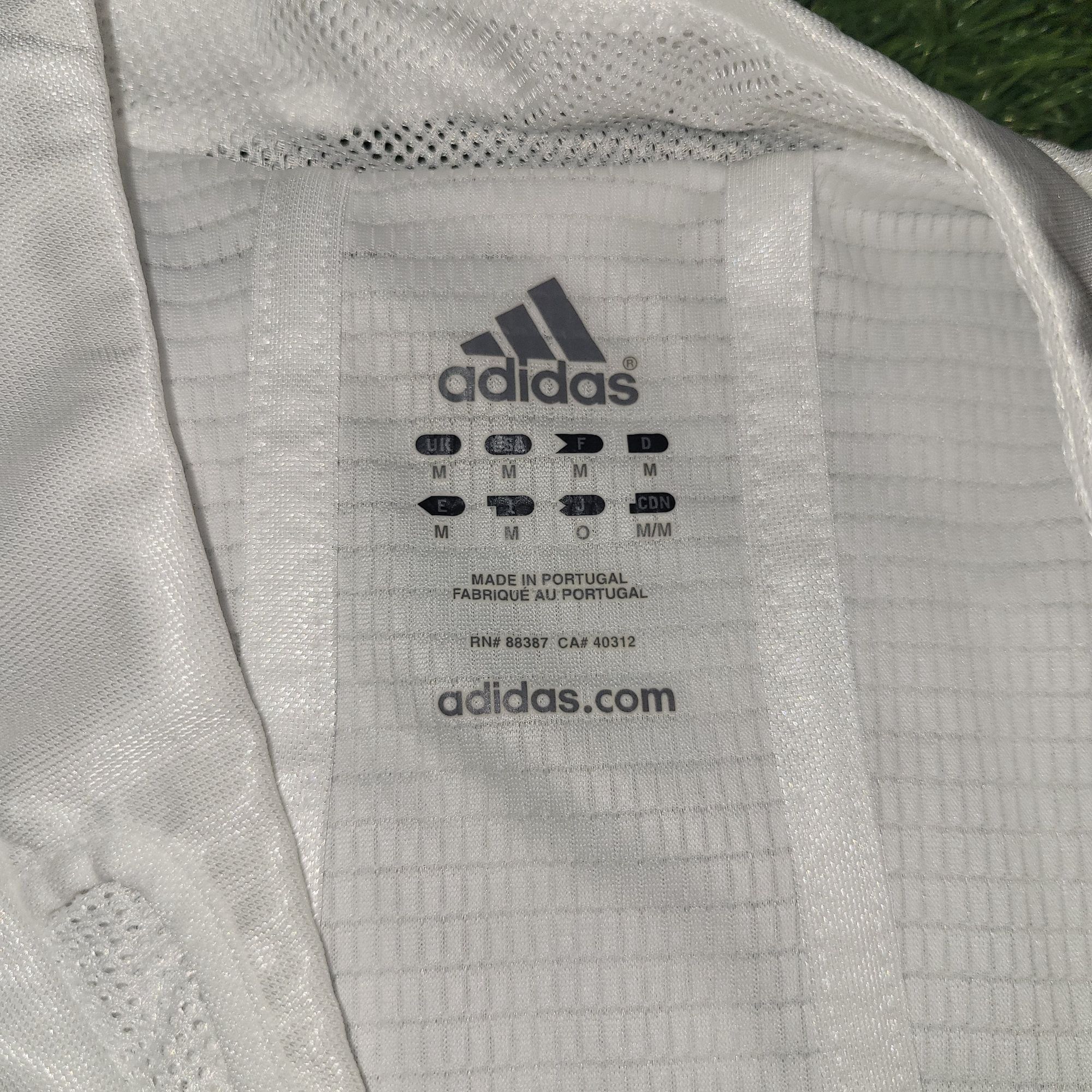 Adidas Zidane Real Madrid PLAYER ISSUE 2004 2005 Soccer Jersey M Size US M / EU 48-50 / 2 - 7 Thumbnail