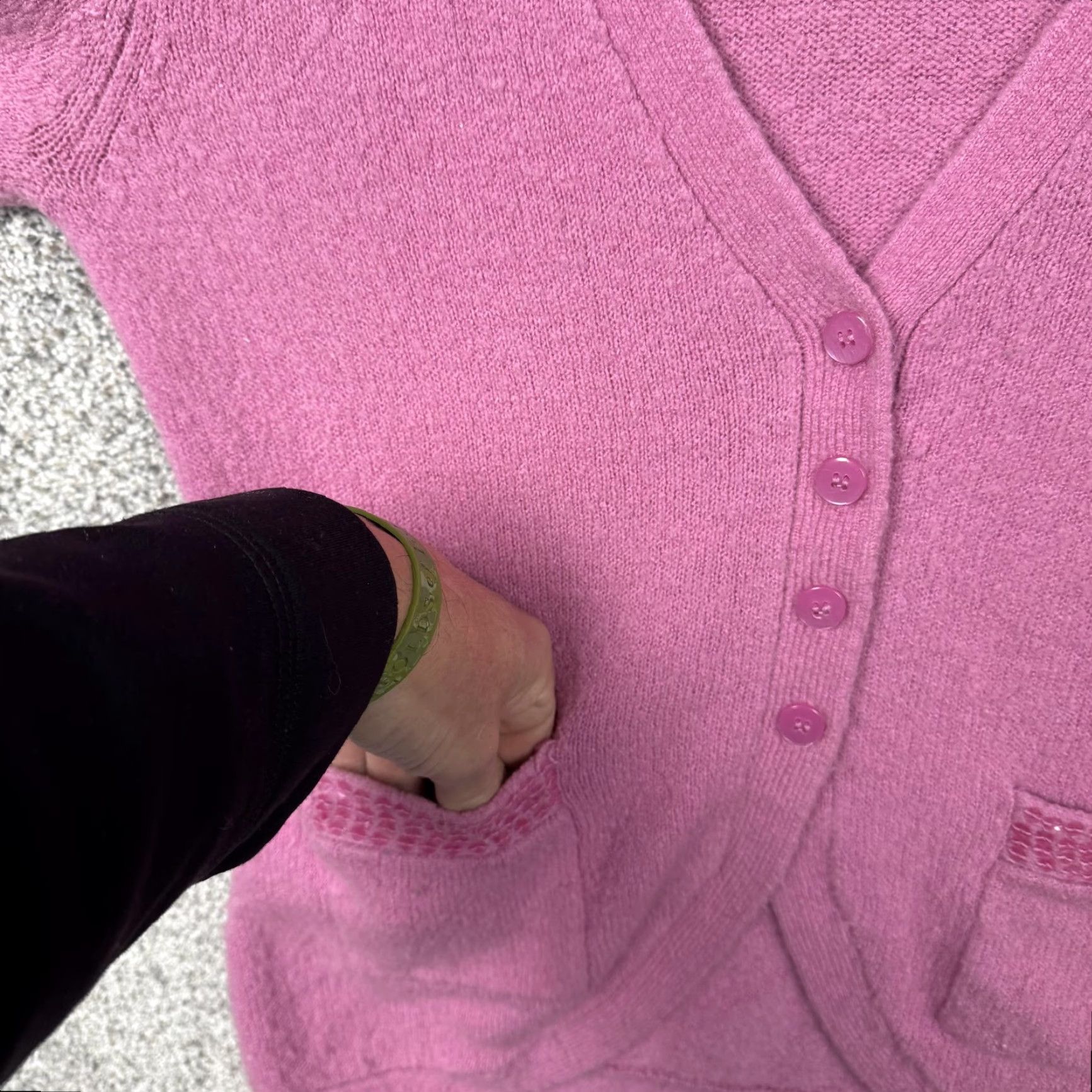 Faded Glory VINTAGE Faded Glory Cardigan Sweater M Pink Sequin Pockets Cozy Soft Girl Size M / US 6-8 / IT 42-44 - 7 Thumbnail