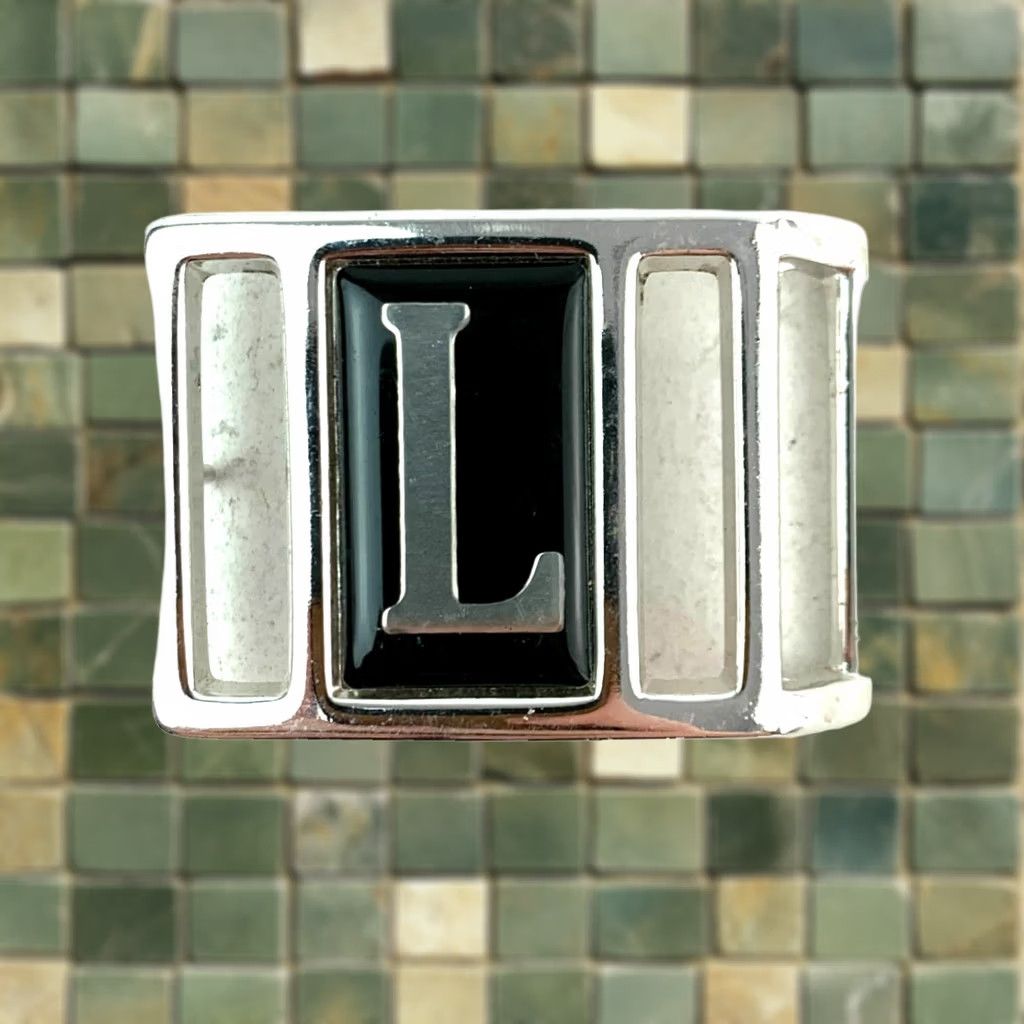 Vintage VINTAGE Avon Personalied Letter L Black Silver Womens Metal Belt Buckle Size ONE SIZE - 1 Thumbnail