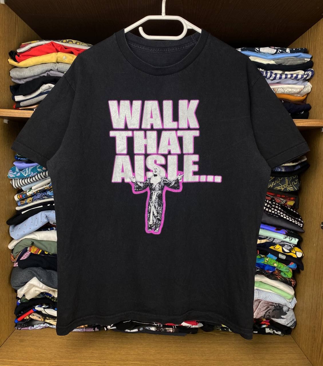 WWE Vintage Ric Flair 00s "Walk That Aisle" Graphic WWE Tee Size US L / EU 52-54 / 3 - 1 Thumbnail
