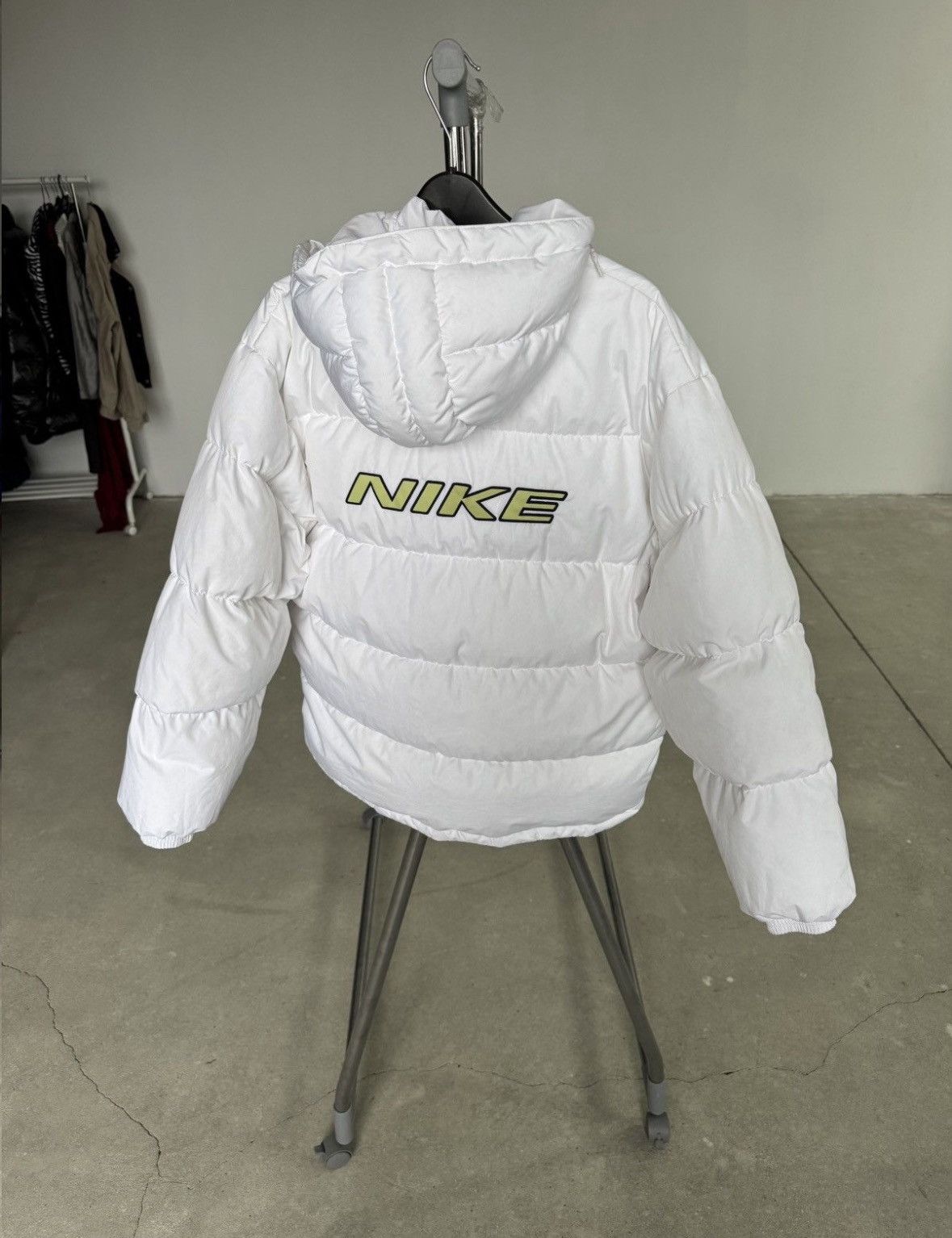 Nike Vintage Nike Spellout Down Puffer Jacket Size US M / EU 48-50 / 2 - 6 Thumbnail
