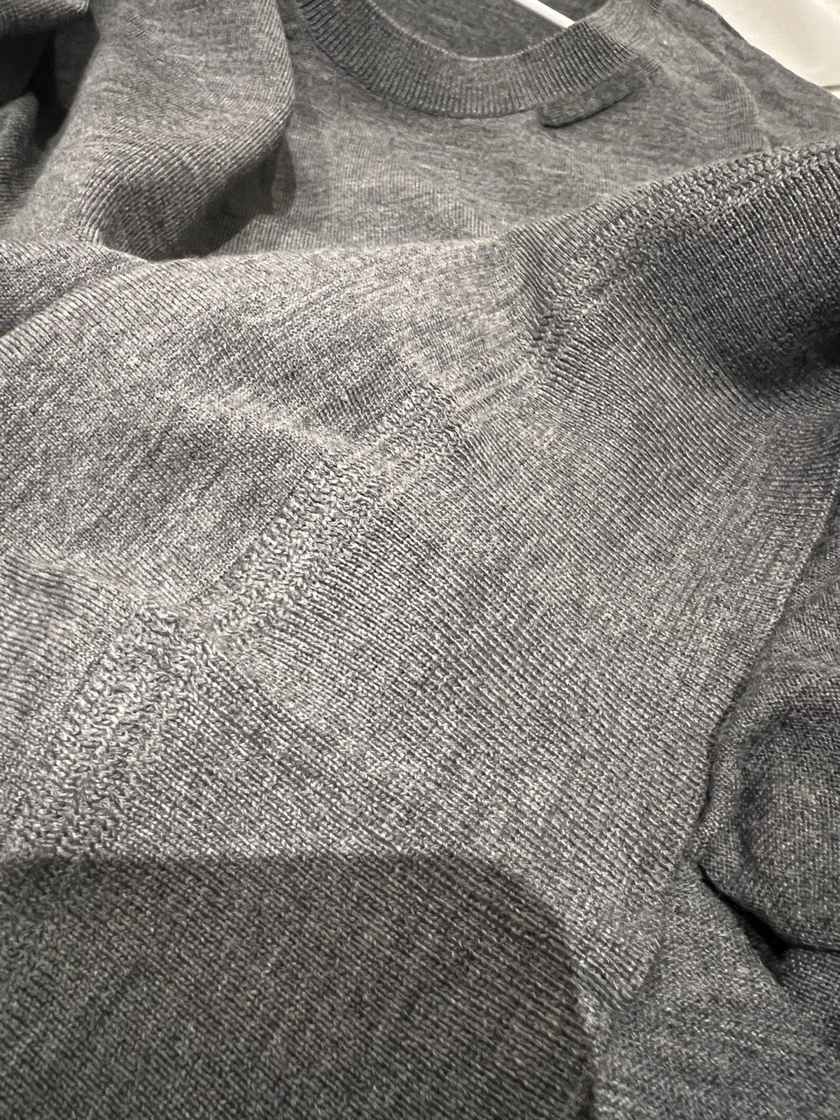 TOM FORD FINE GAUGE MERINO CREWNECK COLOUR CHARCOAL GREY 52