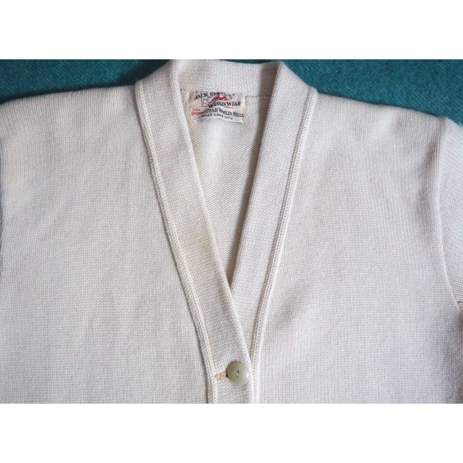 Vintage VTG Jack Frost Ivory Cream Wool Varsity Cardigan Sweater Mens S 1950s 60s Look Letterman Wool 100% Cardigan, Casual, Original, USA Size US S / EU 44-46 / 1 - 4 Thumbnail
