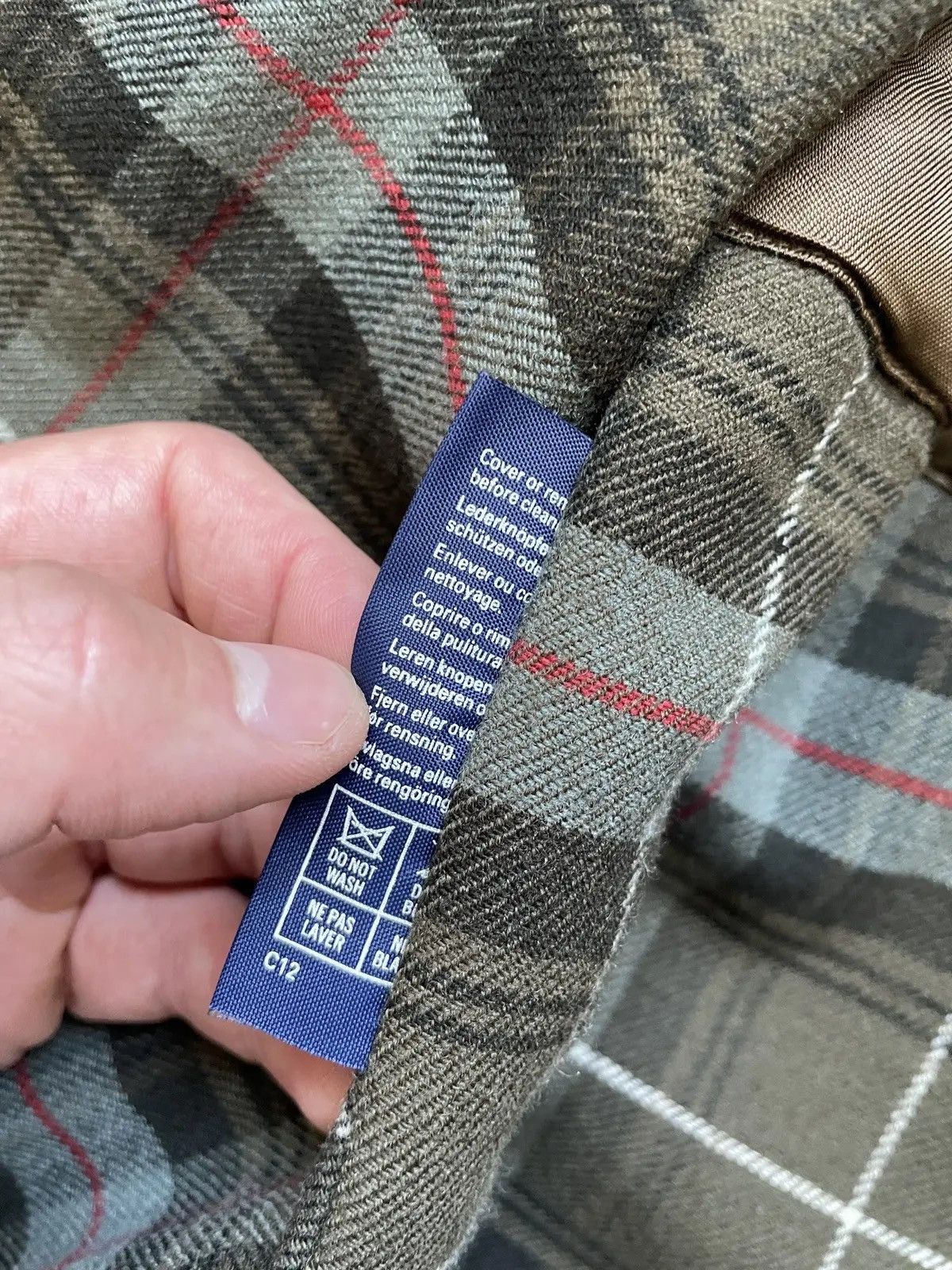 Burberry VINTAGE BURBERRYS KHAKI OLIVE ENGLISH COAT Size US S / EU 44-46 / 1 - 4 Thumbnail