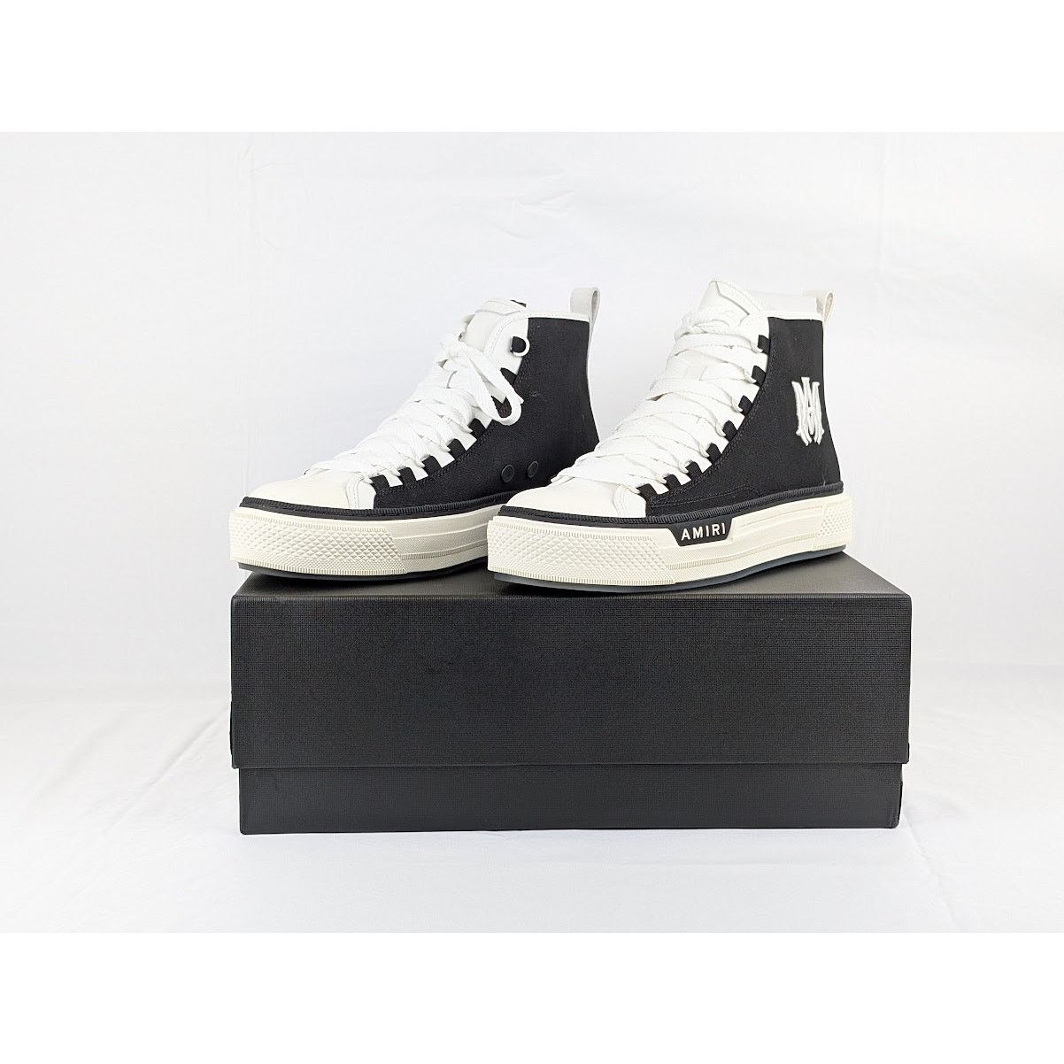 Amiri o1rshd1 Q:2 / MA Court Hi Top Sneakers in Black/White Size US 11 / EU 44 - 7 Thumbnail