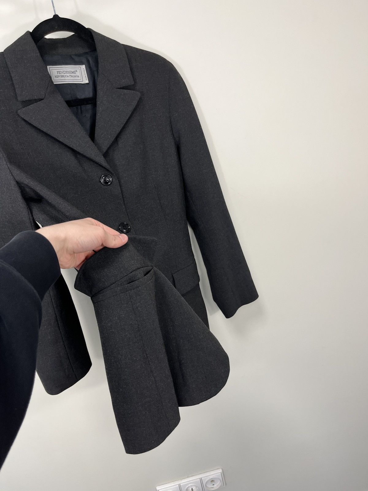 Fendi Fendissime Luxury Grey Viscose Fendi Blazer Jacket Size M / US 6-8 / IT 42-44 - 6 Thumbnail