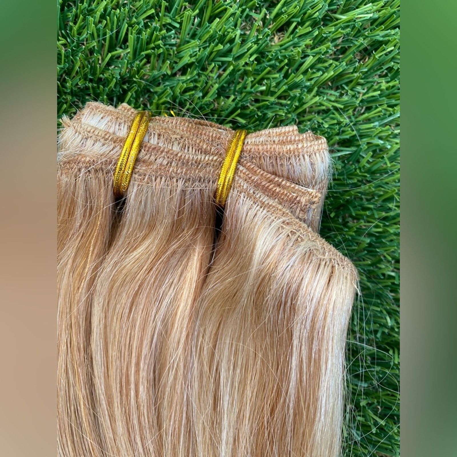 Jessica Simpson ISENBERG REMY PROFESSIONAL SALON HUMAN HAIR WEFT CLIP IN 6 P Size ONE SIZE - 4 Thumbnail