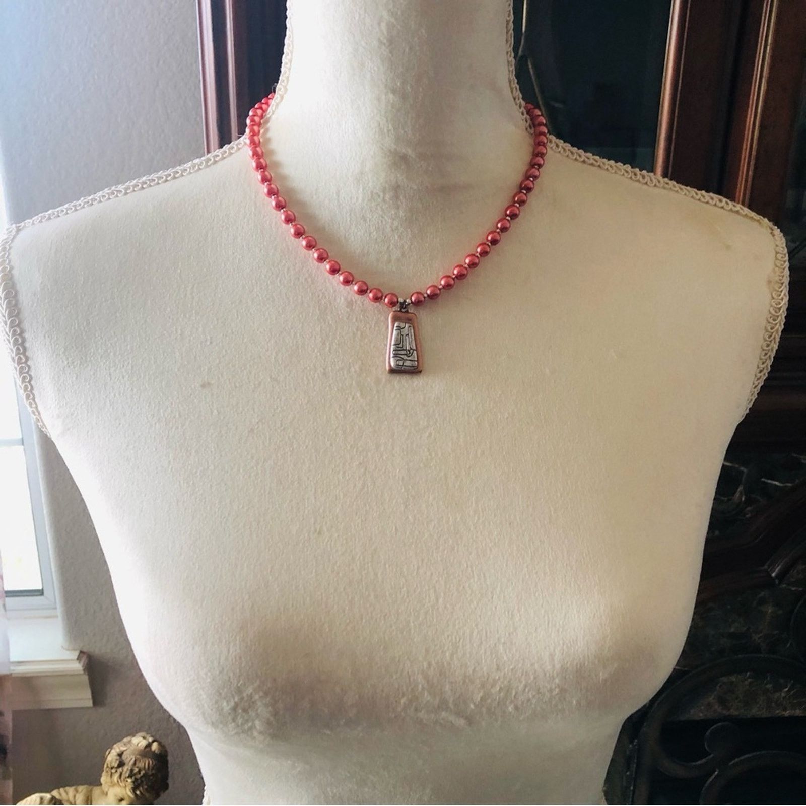 Handmade Handcrafted repurpose petroglyph style Pearl necklace Size ONE SIZE - 6 Thumbnail