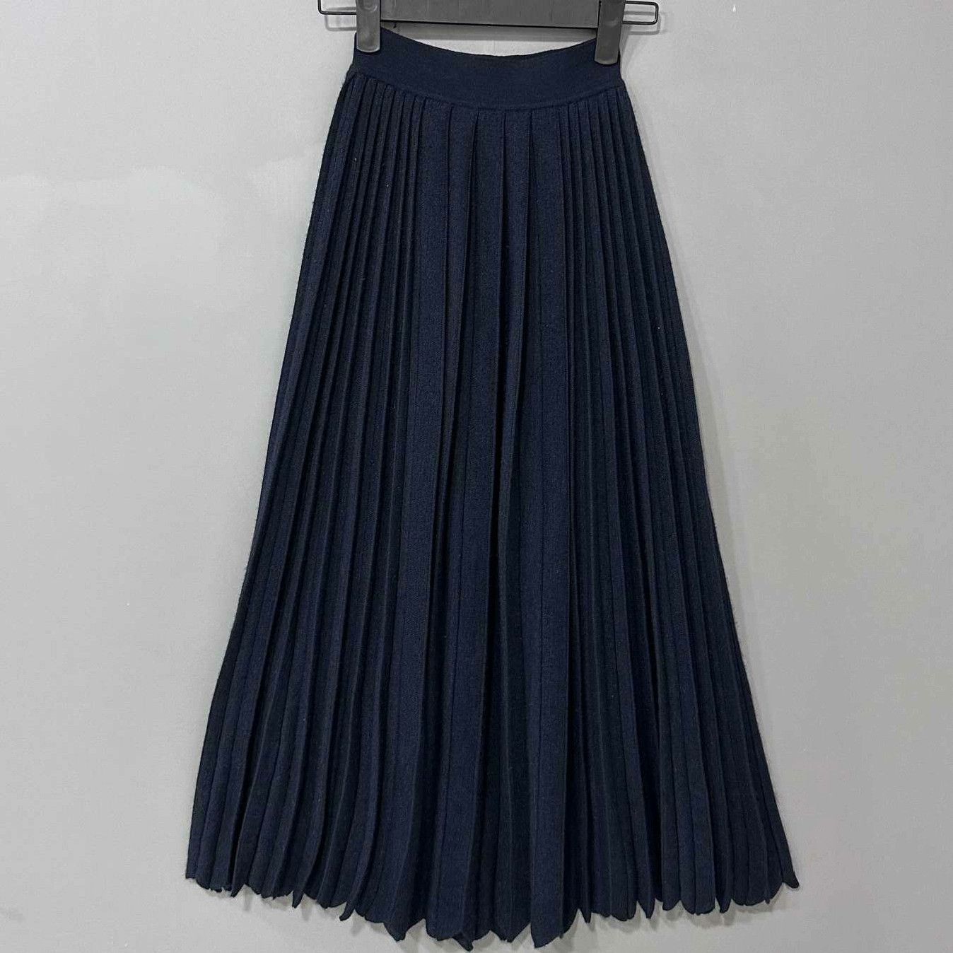 Loro Piana Loro Piana Blue Skirt 38 Women Size 38" / US 16 / IT 52 - 1 Thumbnail