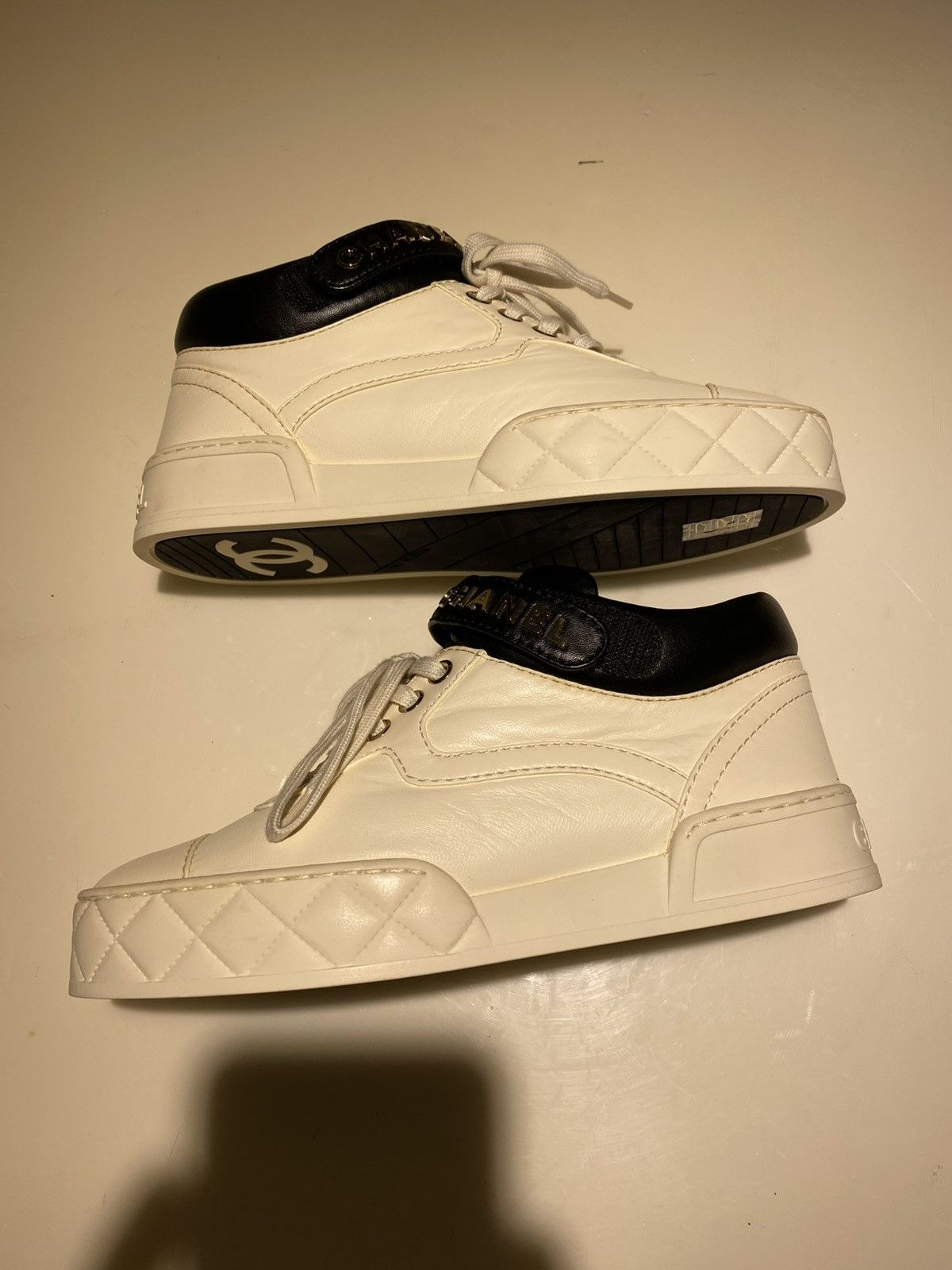 Chanel Chanel Coco Mark Leather Trainers US5.5 Size US 5.5 / IT 35.5 - 9 Thumbnail