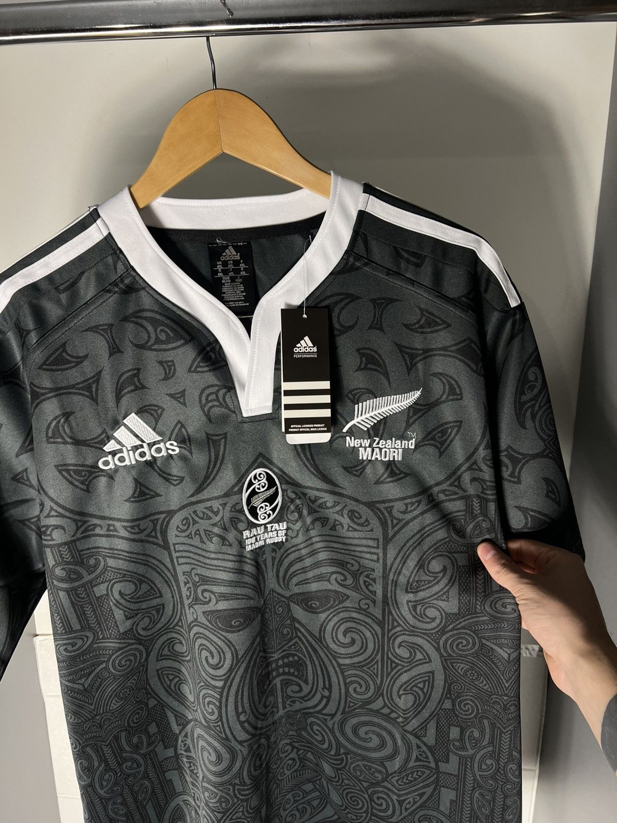 Adidas VINTAGE ADIDAS NEW ZEALAND MAORI NRL RUGBY JERSEY RETRO Y2K Size US XXL / EU 58 / 5 - 14 Thumbnail