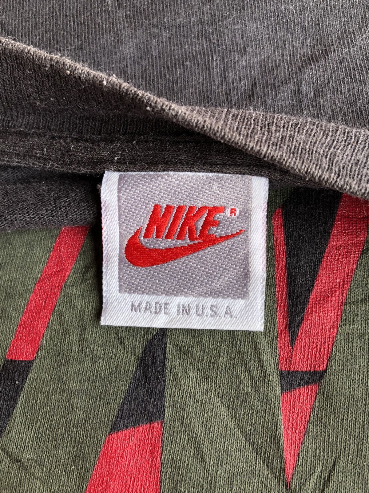 Nike Vintage 90’s Nike Swoosh Logo Shirt Tee Size US M / EU 48-50 / 2 - 7 Thumbnail