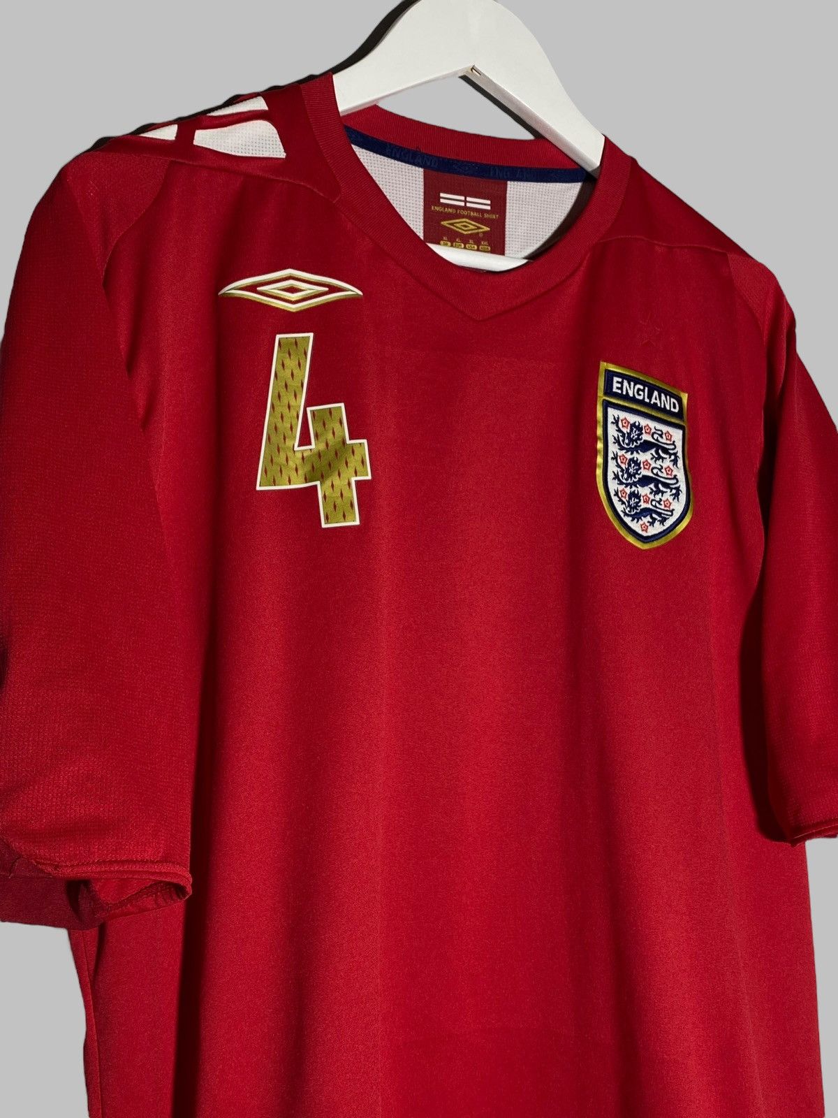 Umbro Umbro #4 Gerrard England 2006 Away Football Shirt Jersey Size US XL / EU 56 / 4 - 6 Thumbnail