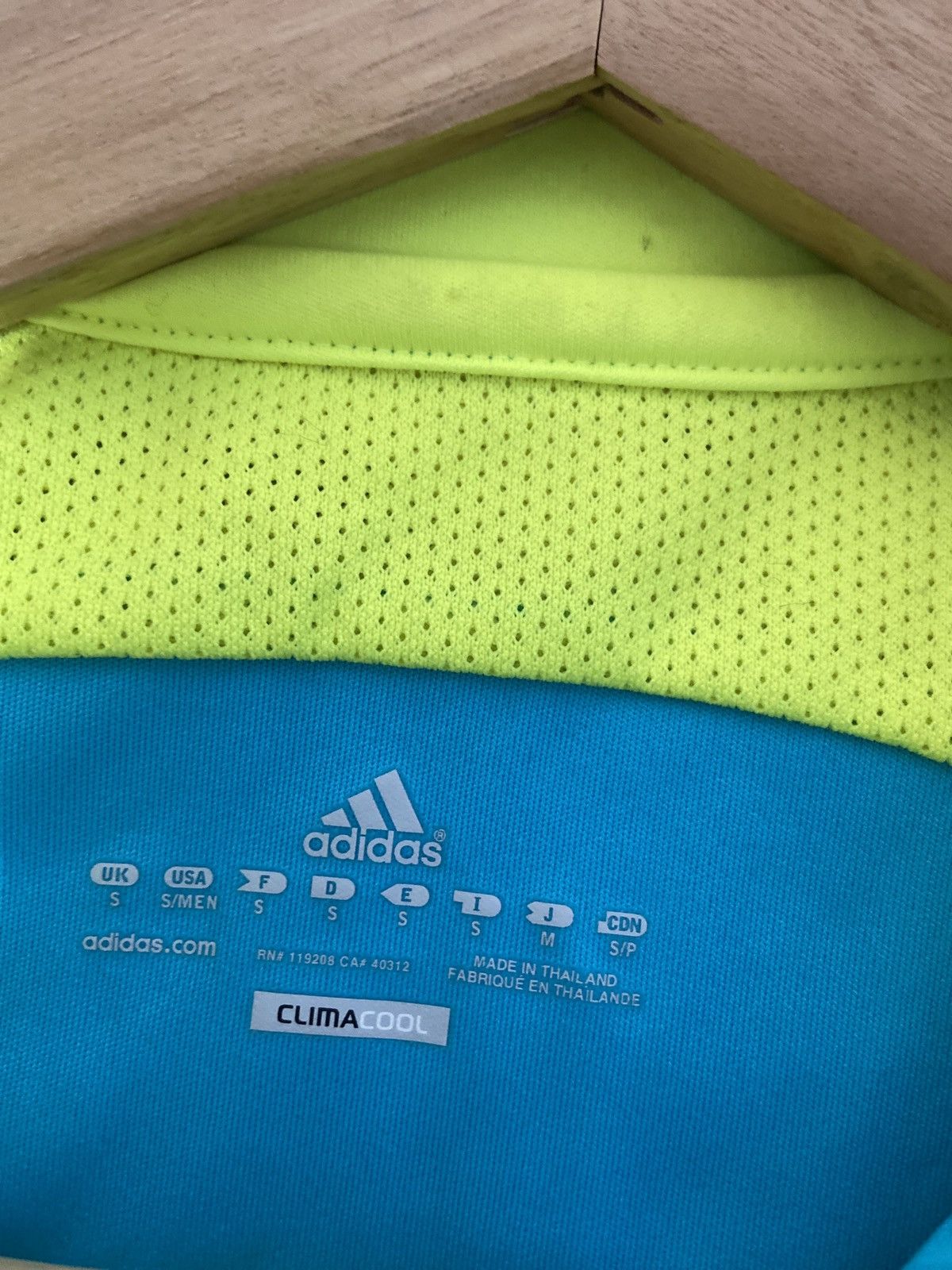 Adidas Y2K Seattle Sounders Adidas Neon soccer kit Size US S / EU 44-46 / 1 - 3 Thumbnail