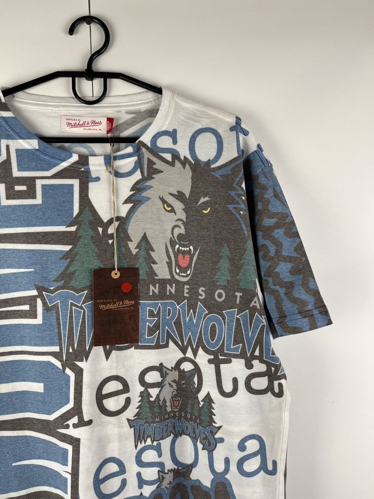 NBA Minnesota Timberwolves New! Full Print Mitchell & Ness Tee Size US M / EU 48-50 / 2 - 3 Thumbnail