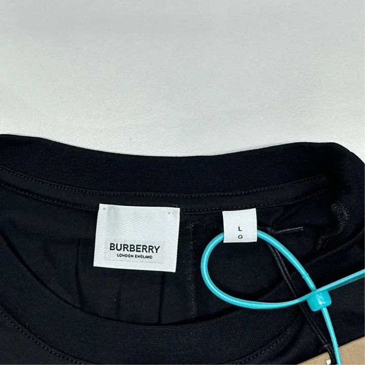 Burberry Burberry Short Sleeve Equestrian Logo T-Shirt-250