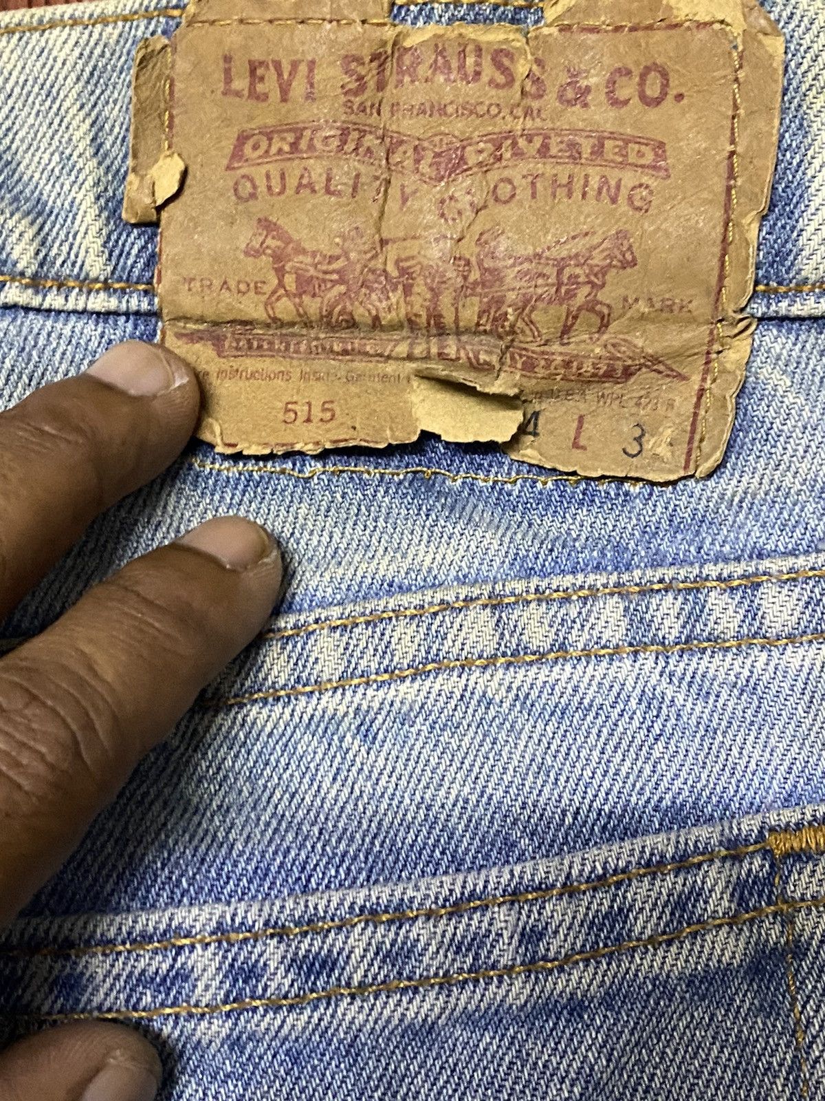 Levi's Vintage Clothing Vintage Levis515 Grunge Style Distressed Loose Jeans Size US 33 - 11 Thumbnail