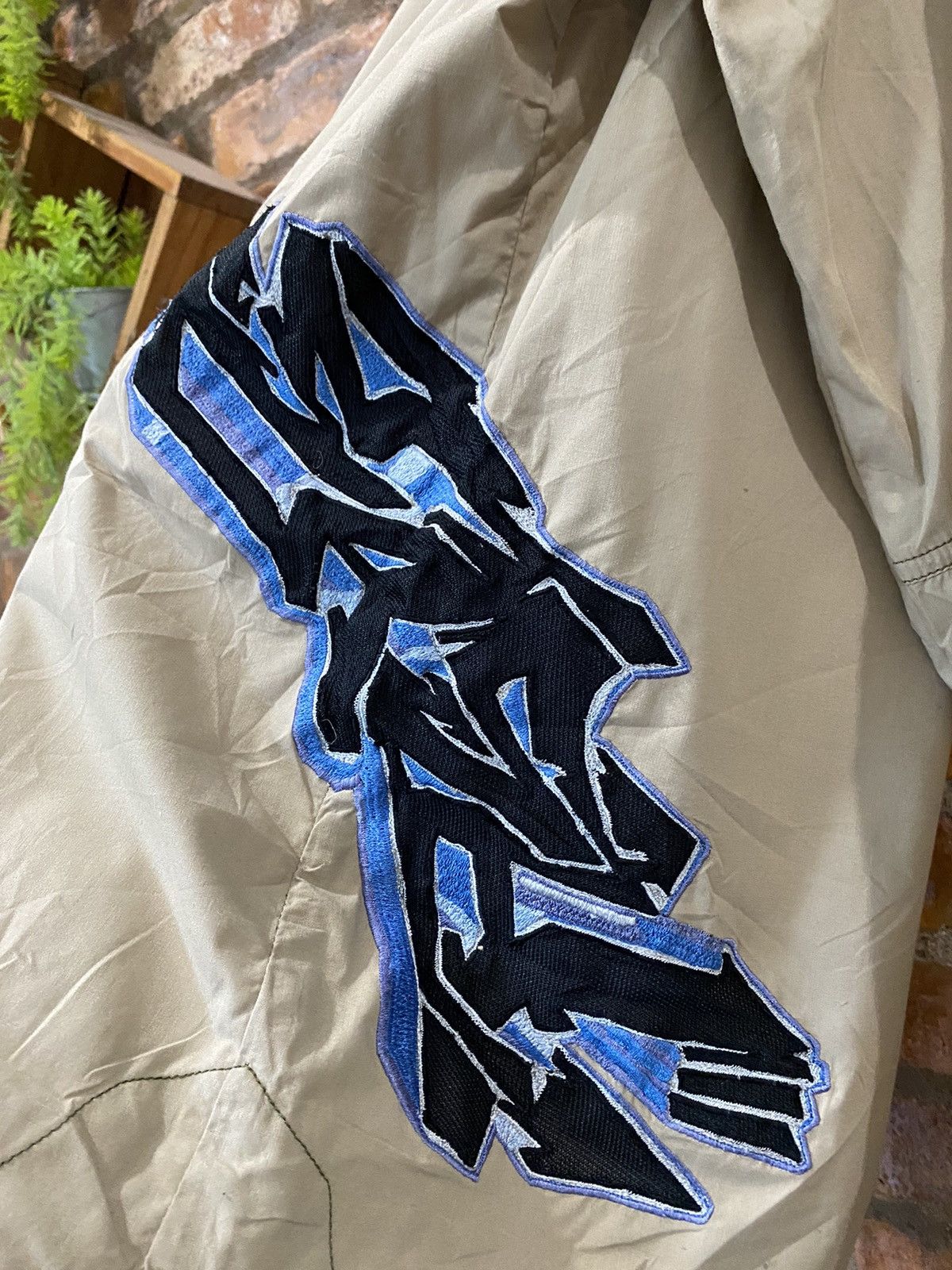Futura × Maharishi Rare🔥🔥 2002 Maharishi x Stash limited edition Robin Williams Size US L / EU 52-54 / 3 - 9 Thumbnail