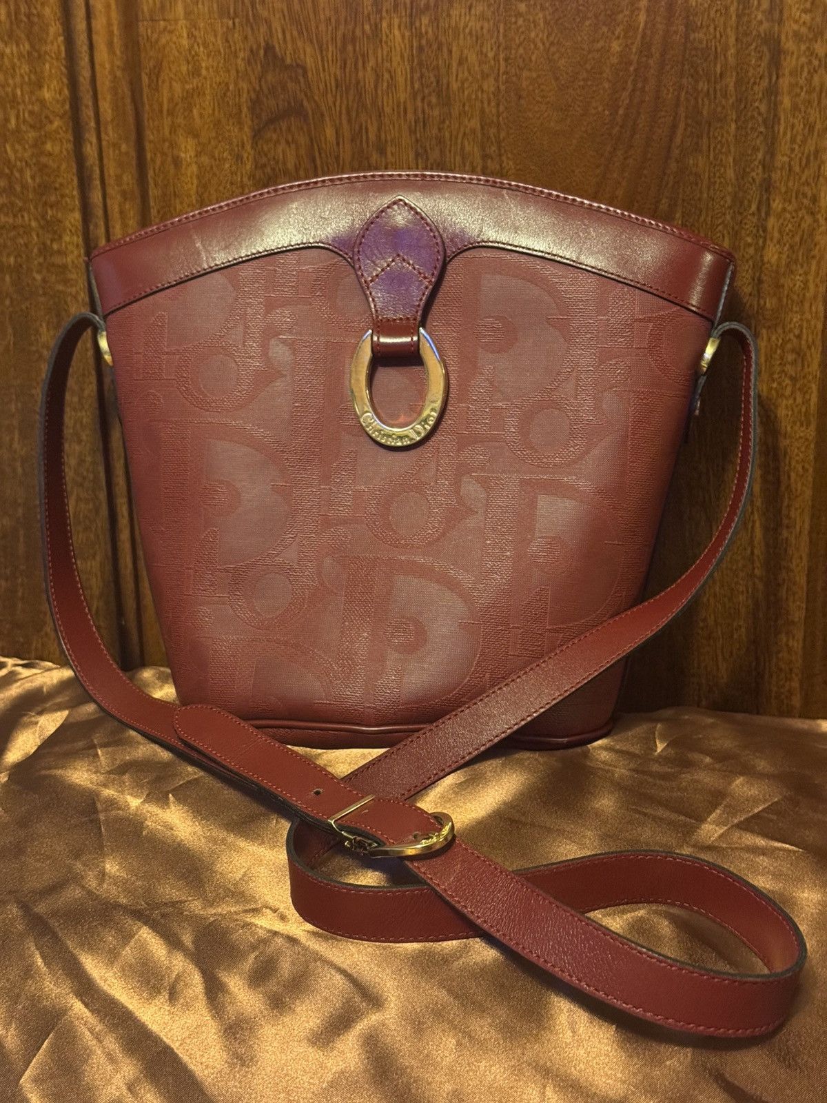 Dior Red Vintage Christian Dior oval ring bucket bag Size ONE SIZE - 5 Thumbnail