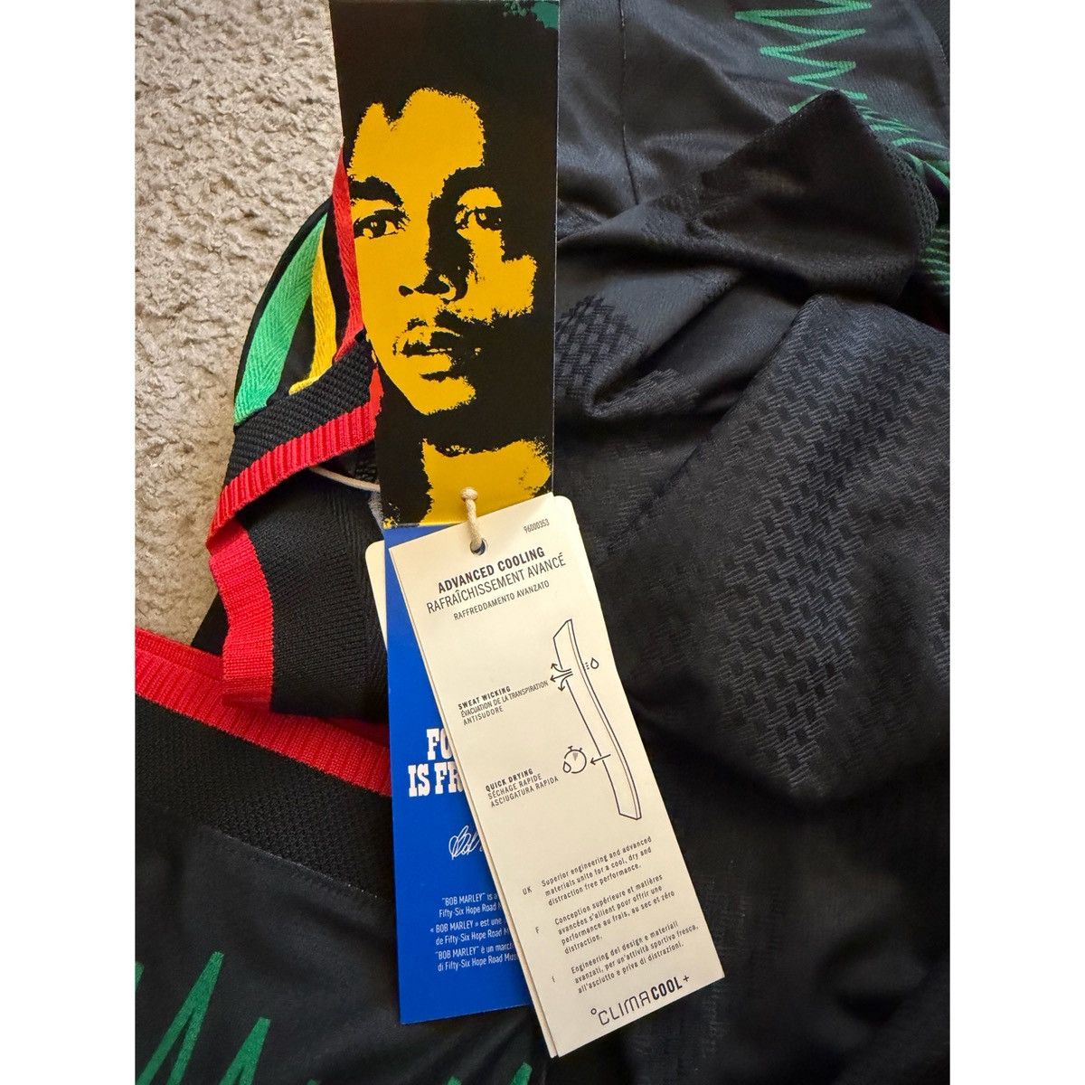 Adidas JAMAICA 26 X BOB MARLEY AWAY AUTHENTIC JERSEY Size US M / EU 48-50 / 2 - 22 Thumbnail