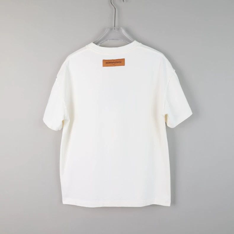 Louis Vuitton Louis Vuitton SS23 Rainbow Letter Printed Round Neck Short Size US L / EU 52-54 / 3 - 2 Thumbnail