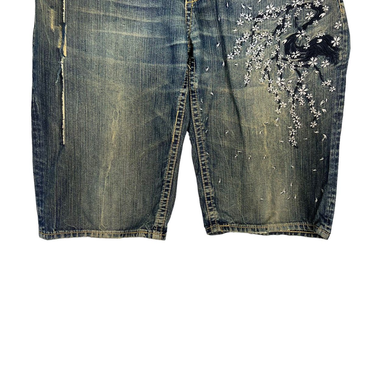 Japanese Brand 🔥 KARAKURI EMBROIDERY SHORT PANTS Size US 38 / EU 54 - 5 Thumbnail