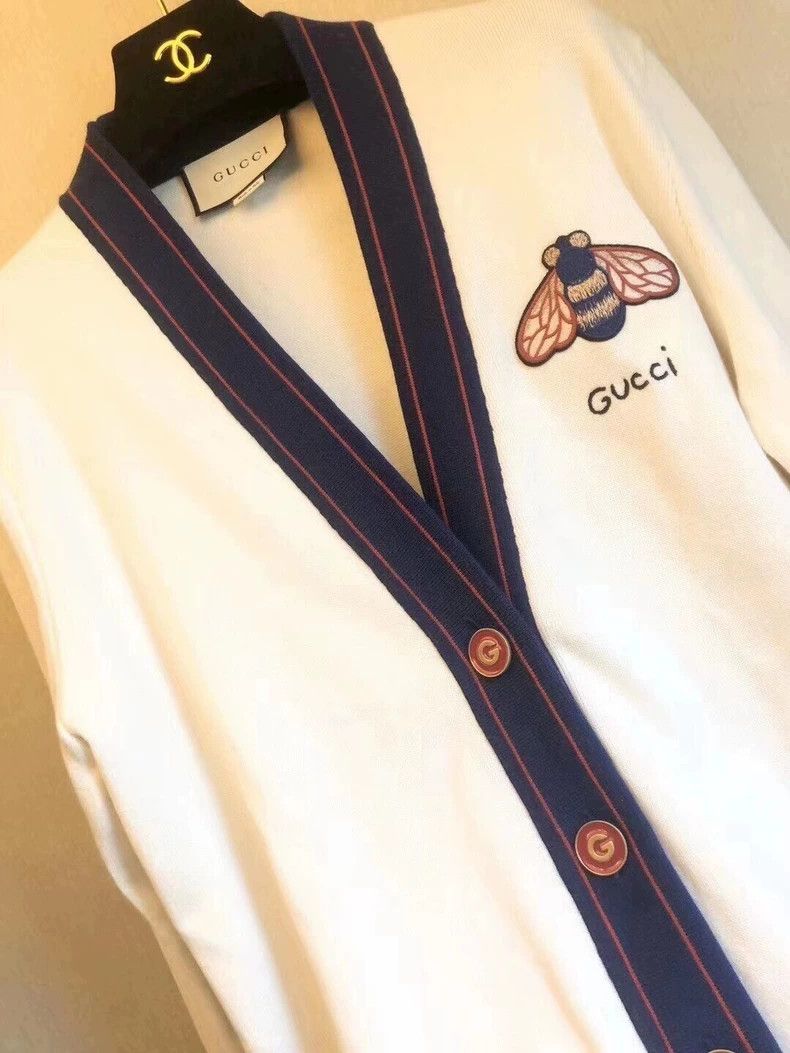Gucci Gucci College style bee embroidery logo cardigan knitwear j Size XS / US 0-2 / IT 36-38 - 3 Thumbnail