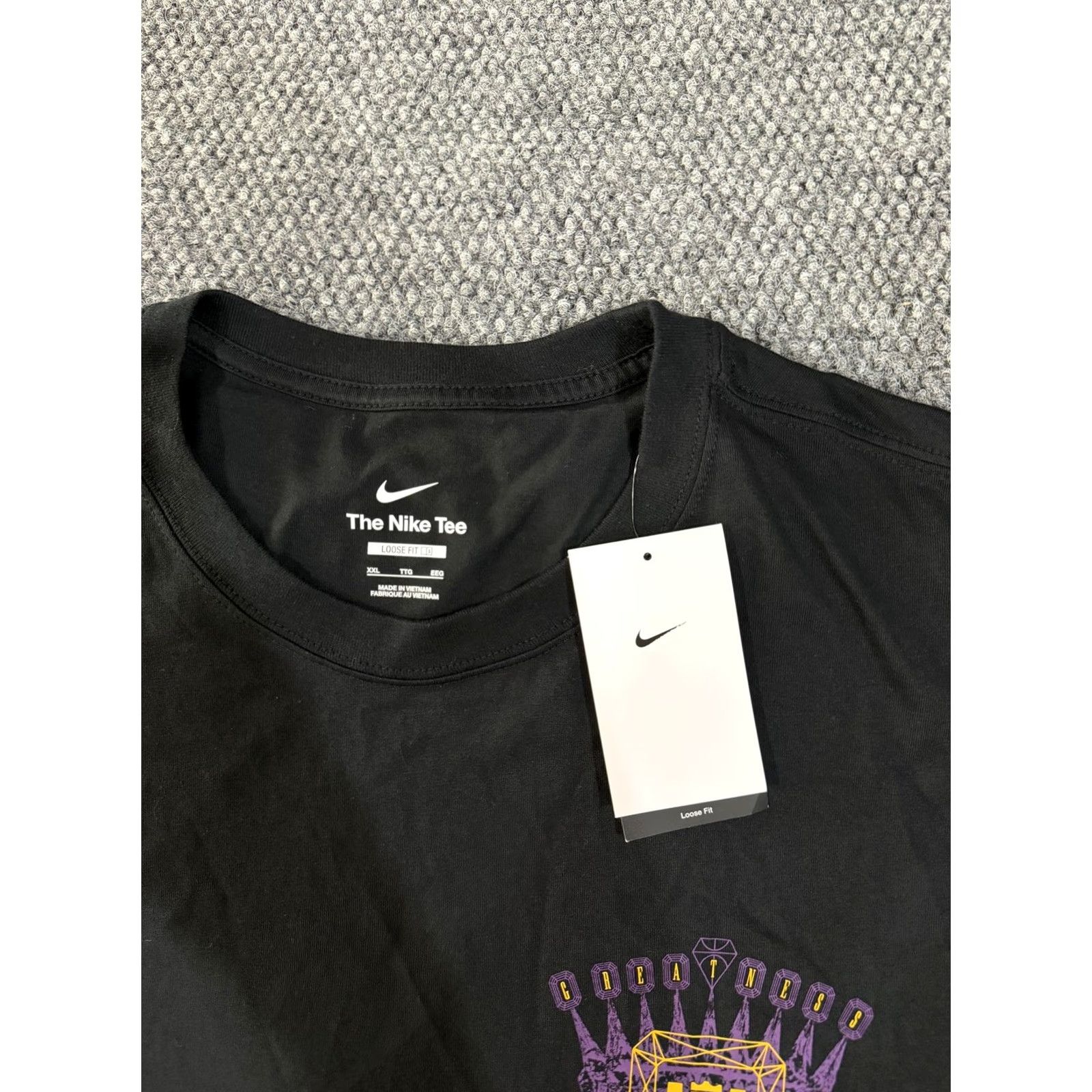 Nike Nike Shirt Mens 2XL Black Greatness Crown Graphic Lebron James Basketball Shirt Mens 2XL Black Greatness Crown Nike Swoosh Graphic Tee Size US XXL / EU 58 / 5 - 4 Thumbnail