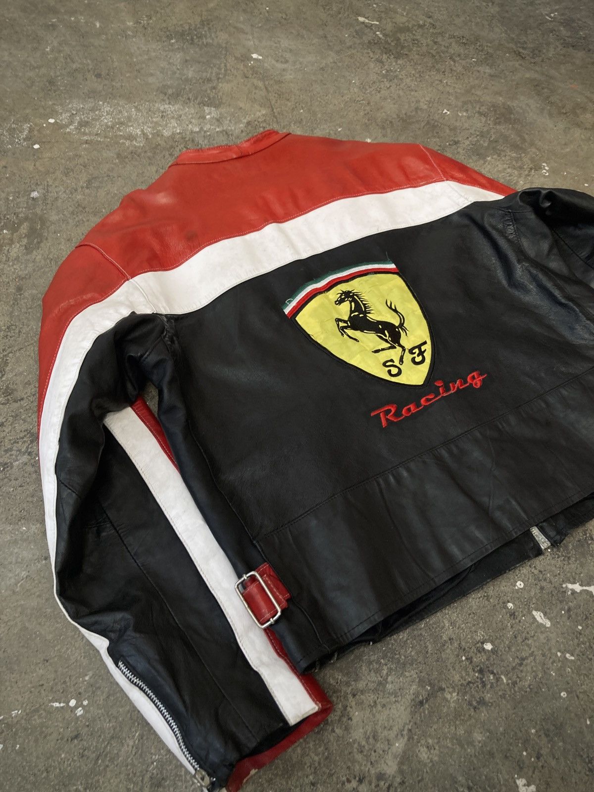 Ferrari × Formula 1 Vintage 90s Ferrari x Fórmula 1 Racing Jacket Size US L / EU 52-54 / 3 - 12 Thumbnail