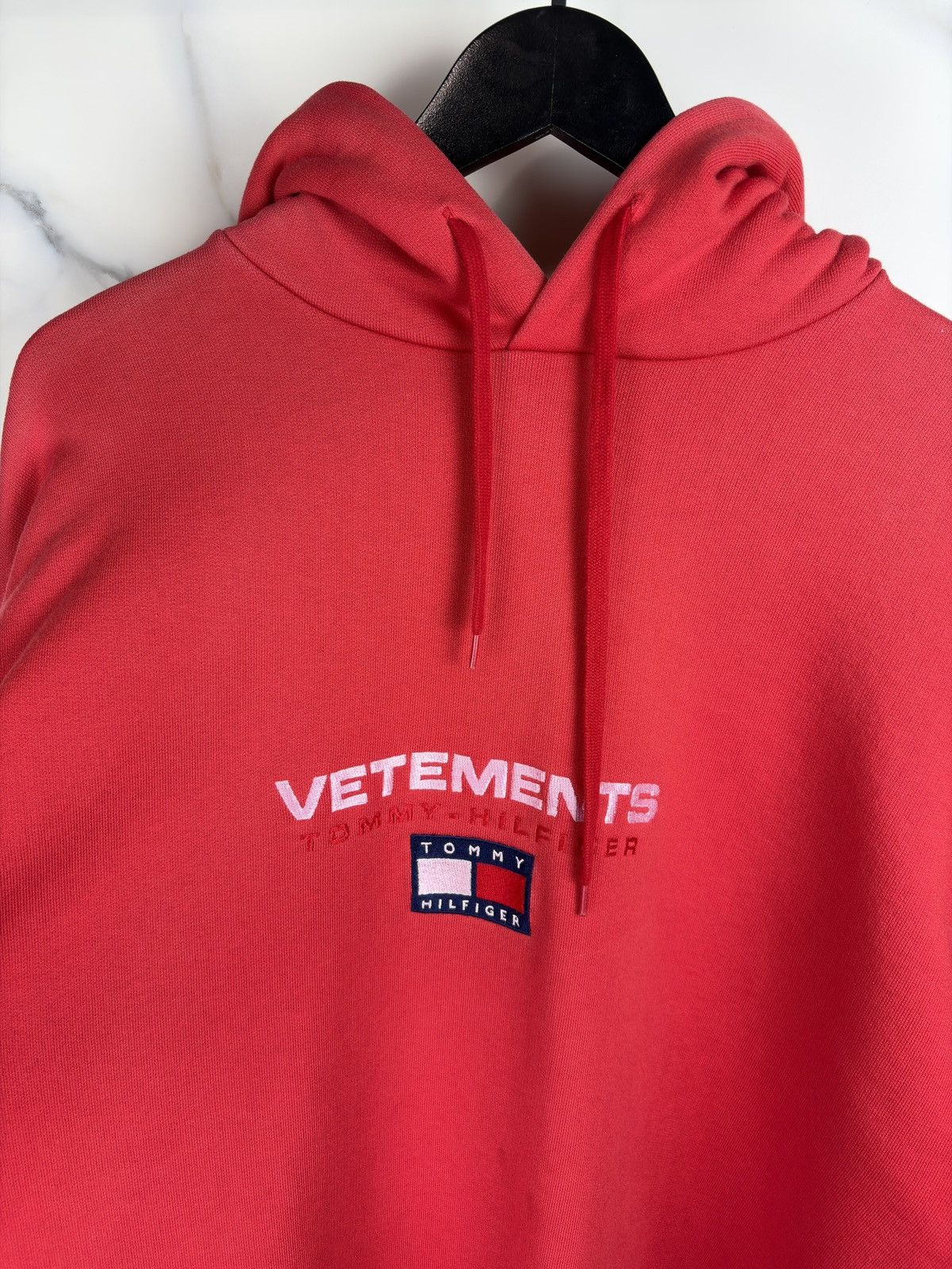 Tommy Hilfiger × Vetements SS18 Vetements Oversized Tommy Hilfiger Logo Layered Hoodie Size US S / EU 44-46 / 1 - 3 Thumbnail