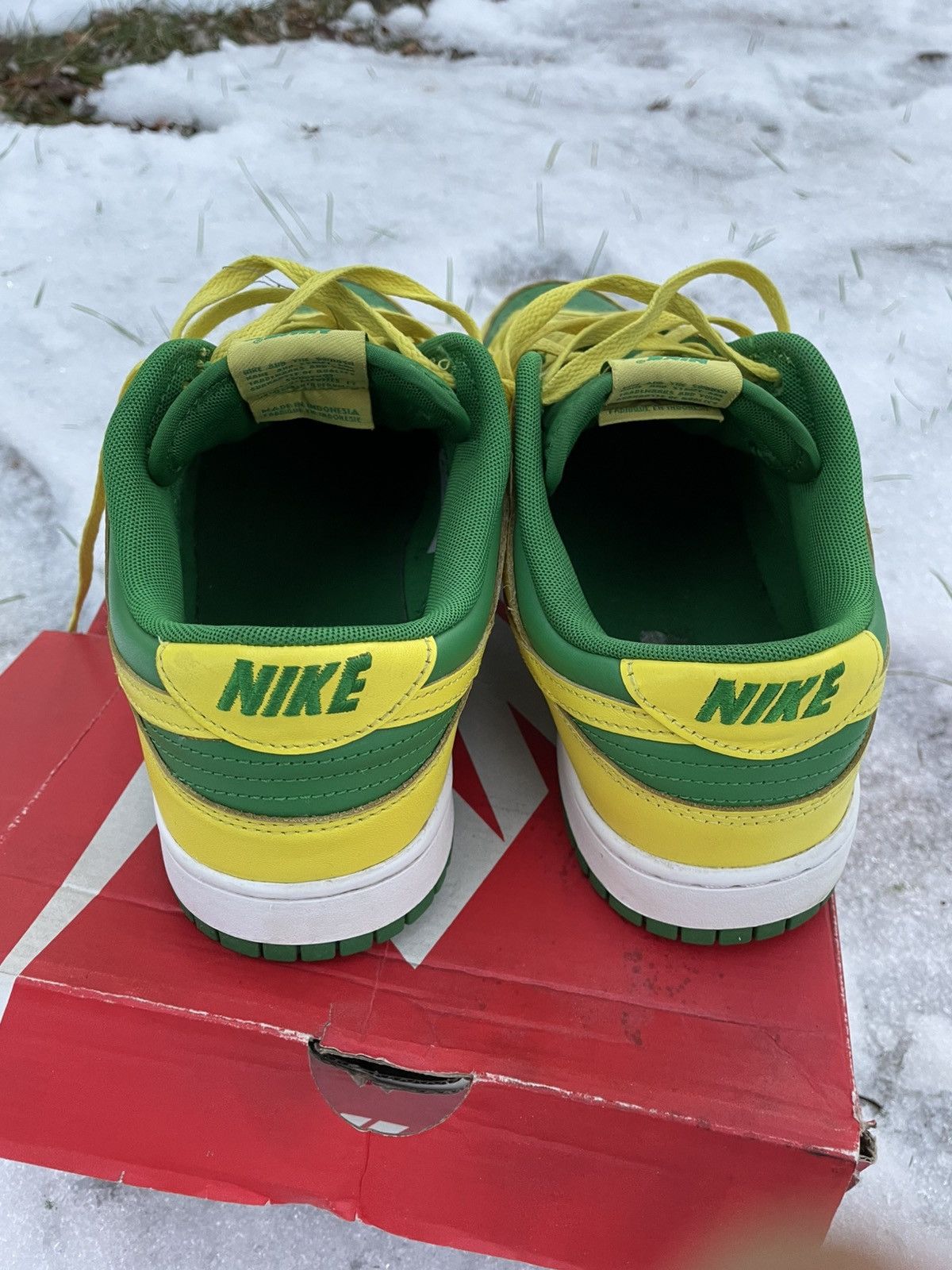 Nike Nike SB Dunk low Reverse Brazil Size US 11.5 / EU 44-45 - 7 Thumbnail